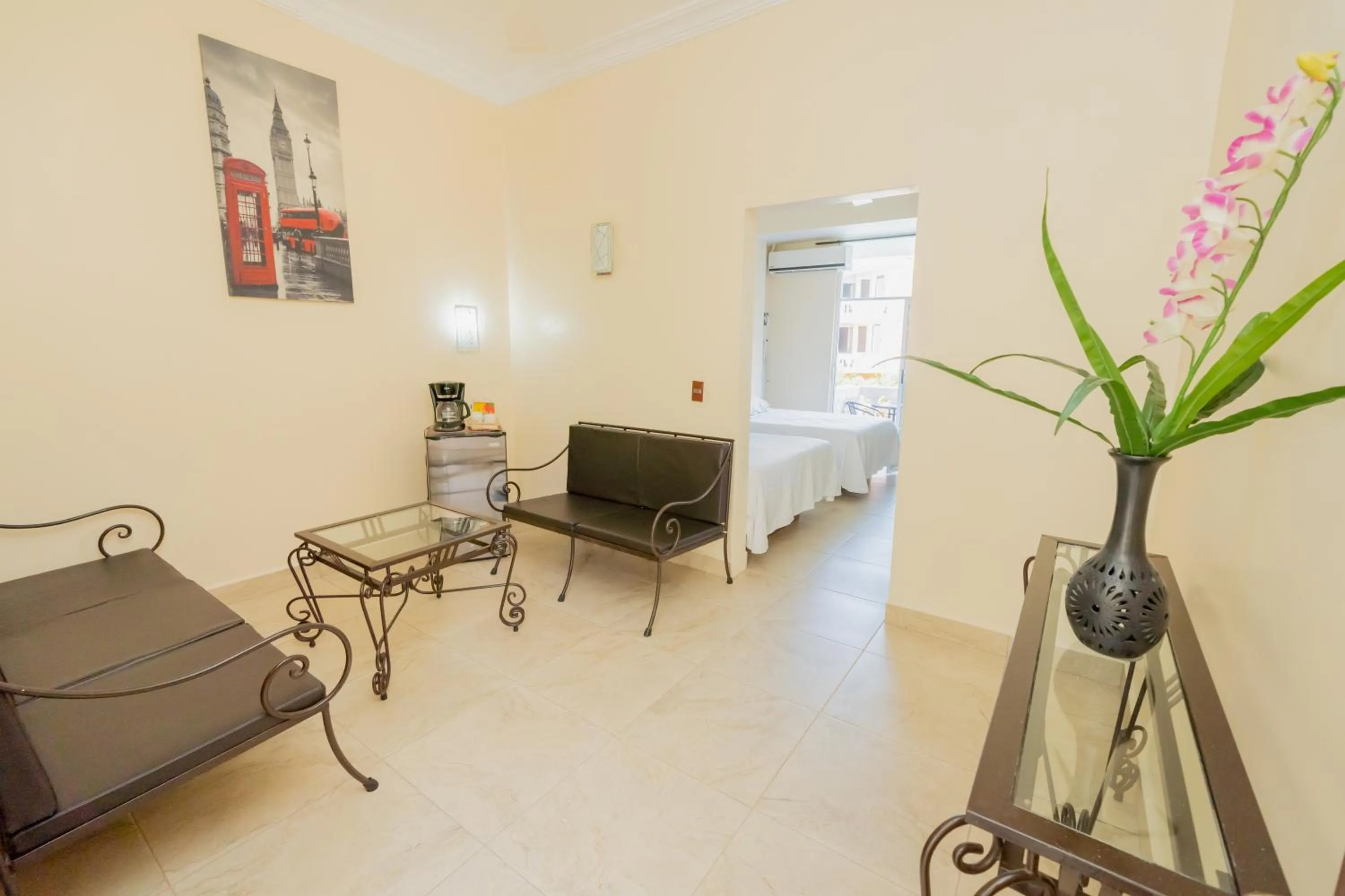 Coffee/tea facilities in Hotel Gran Juquila Huatulco