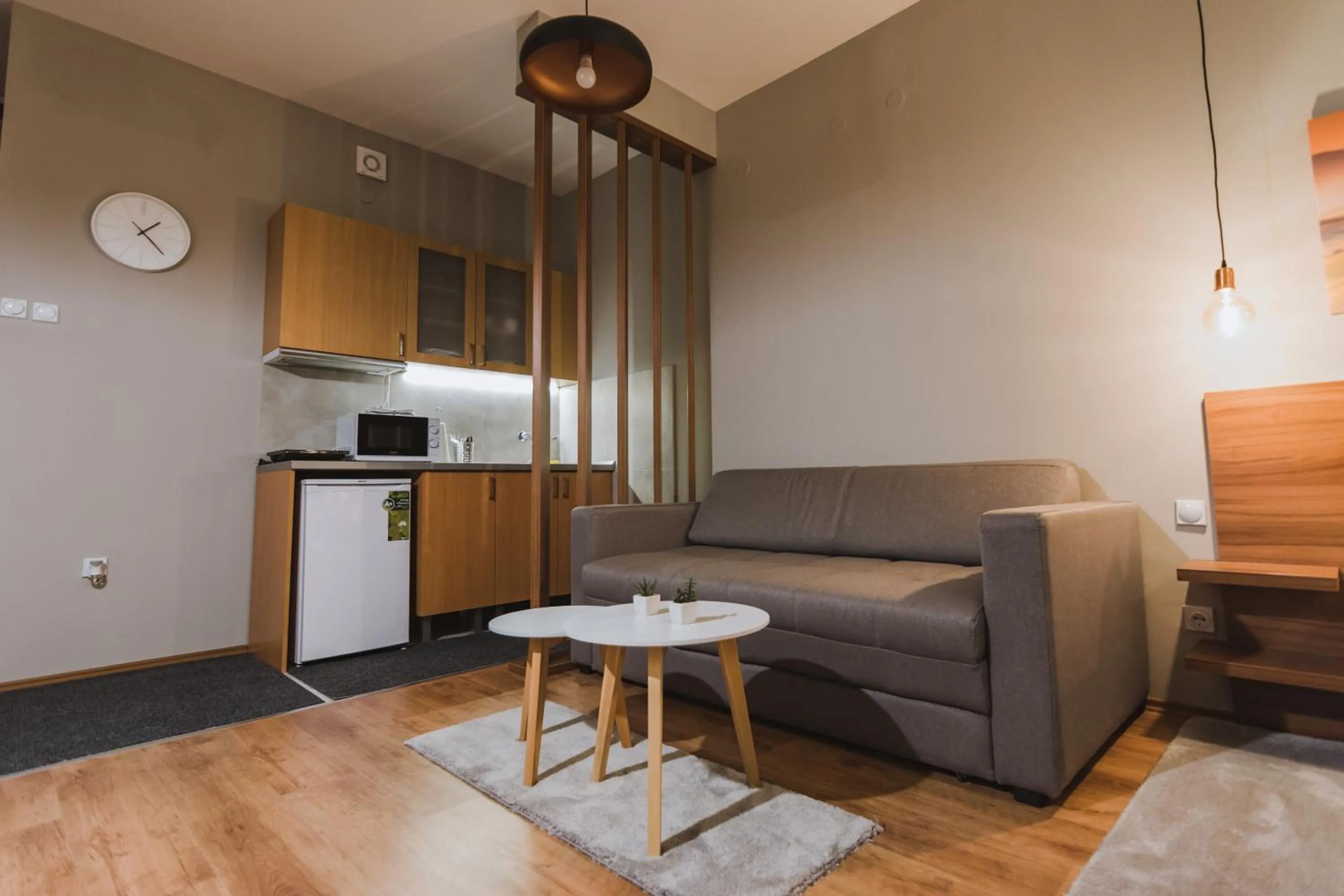 Central Plaza Apartments