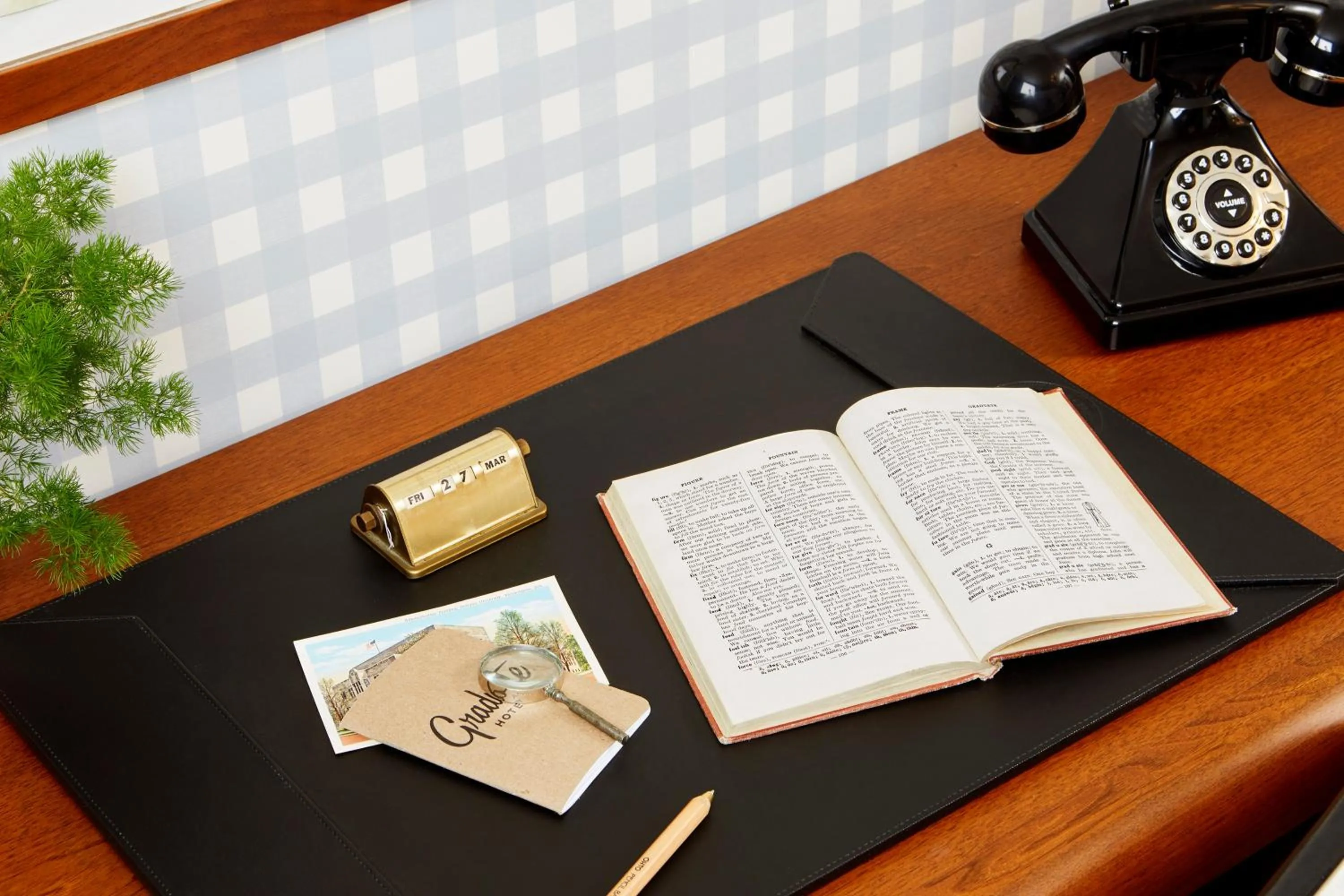 Decorative detail in Graduate by Hilton Bloomington