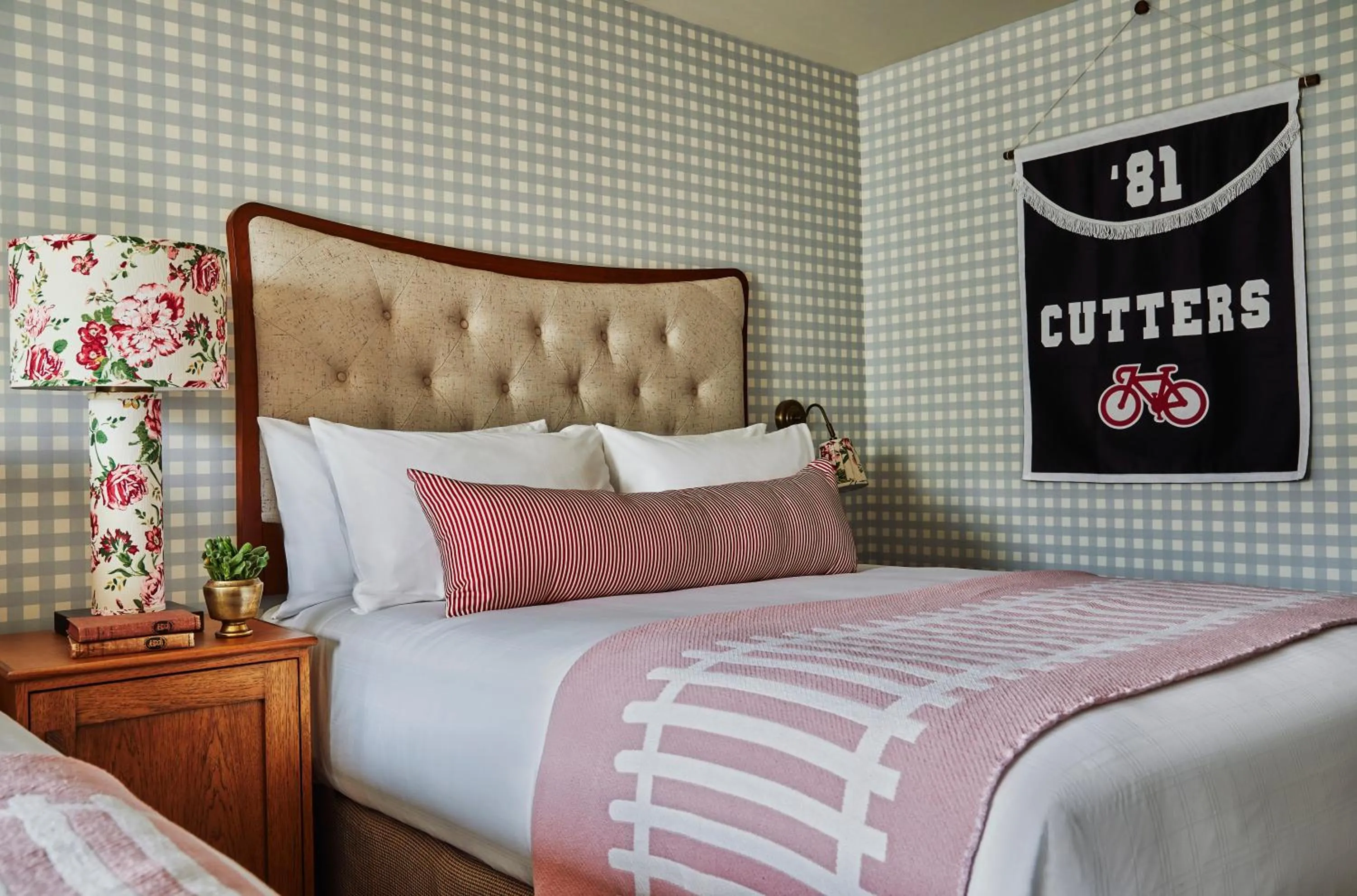 Bedroom, Bed in Graduate by Hilton Bloomington