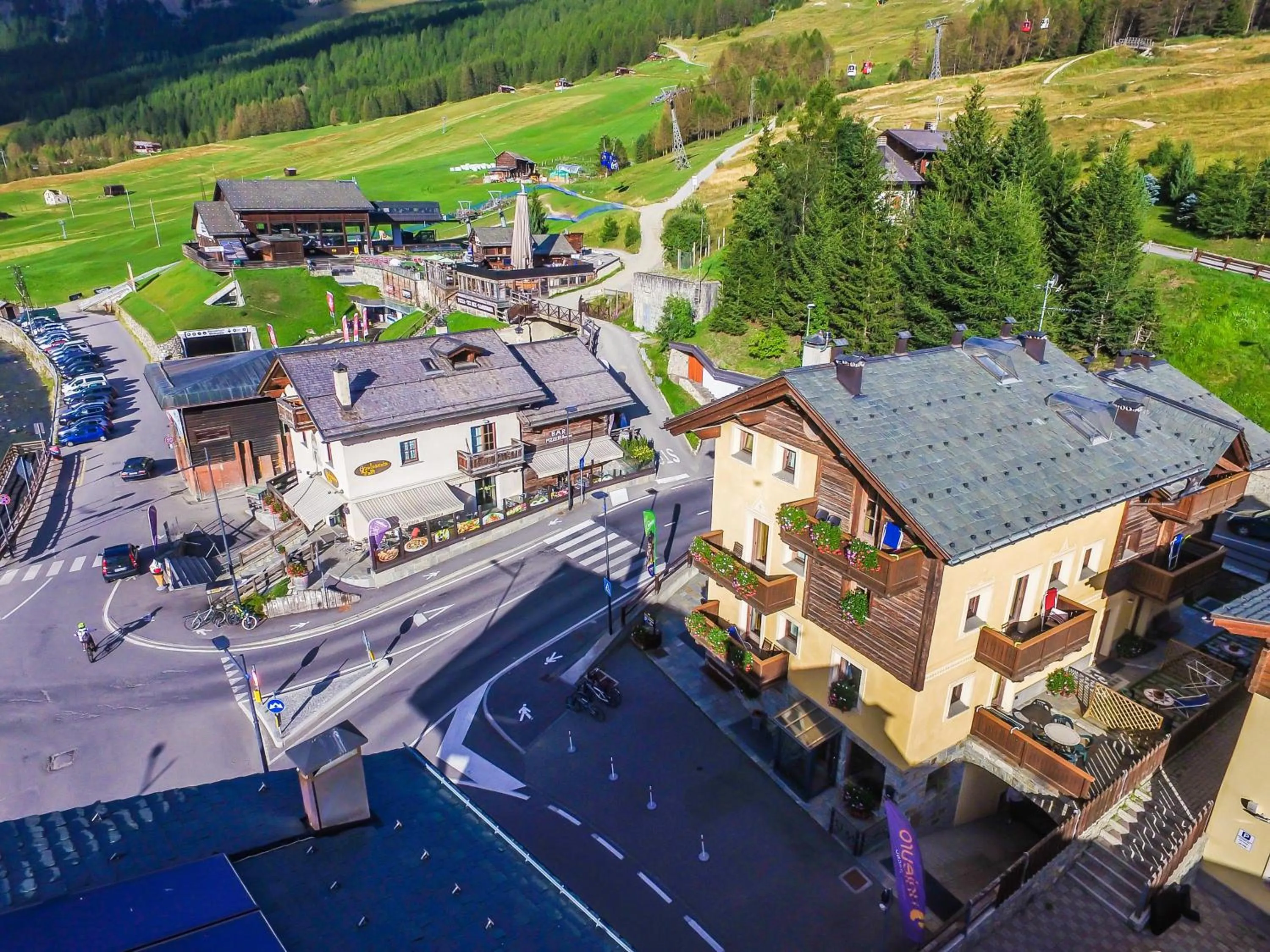 Bird's eye view in Chalet Mottolino