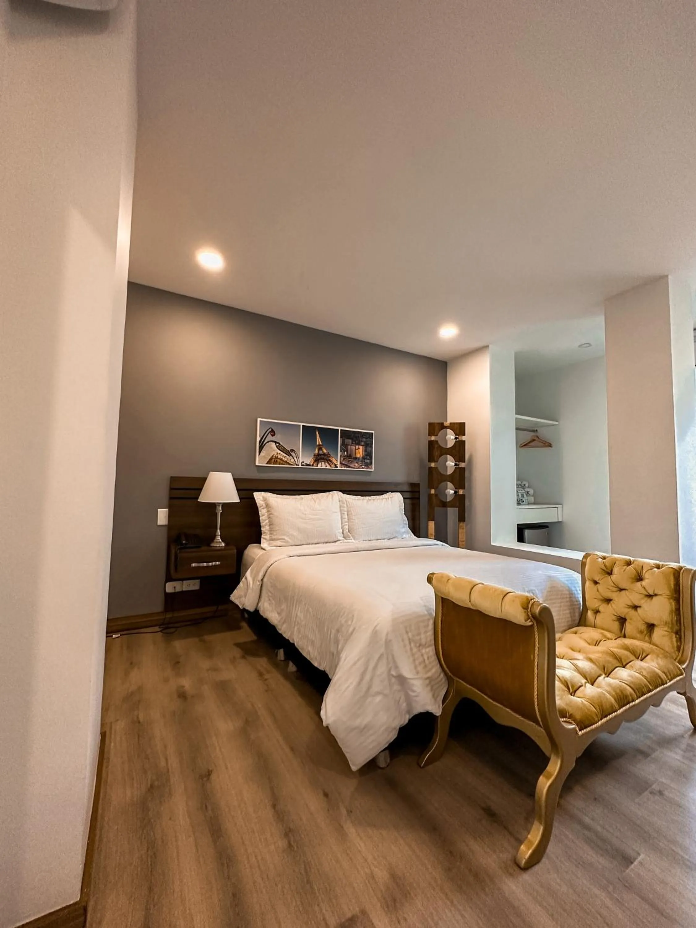 Bedroom, Bed in Malik Hotel Boutique