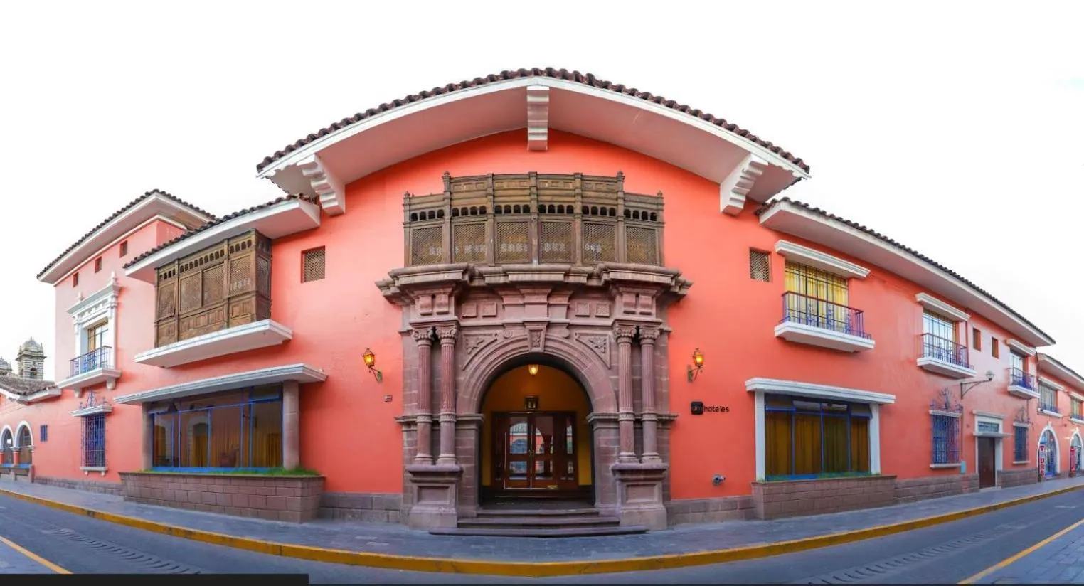 Property building in DM Hoteles Ayacucho