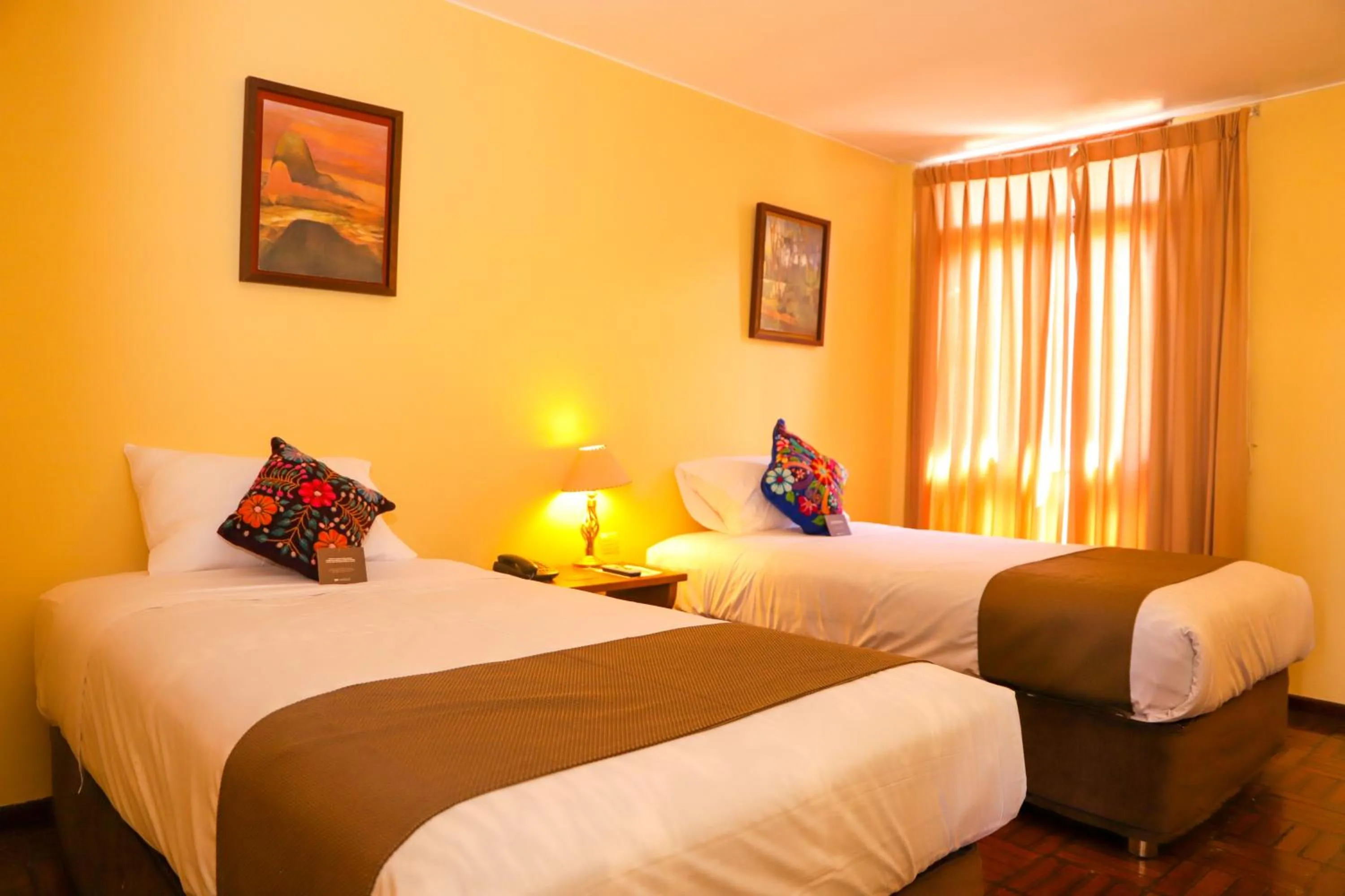 Bed in DM Hoteles Ayacucho