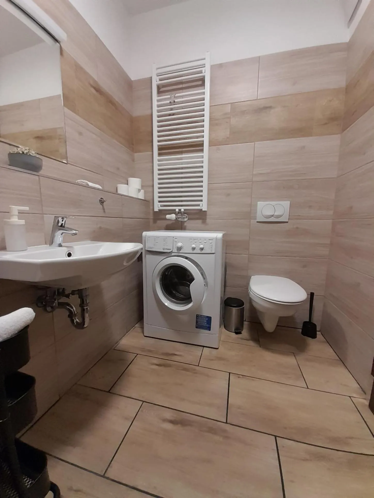 Bathroom in Corvin Residence Apartments