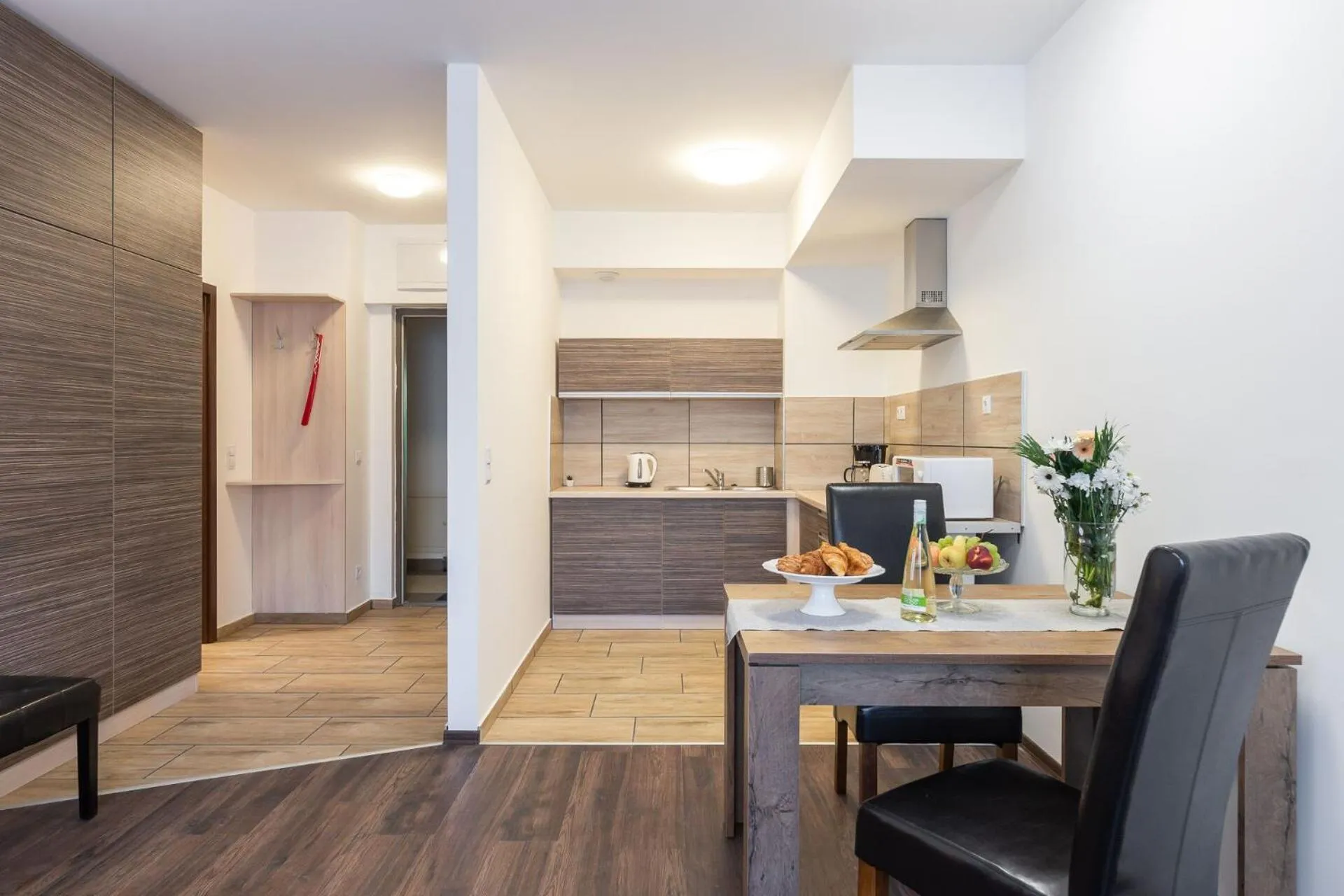 Photo of the whole room in Corvin Residence Apartments