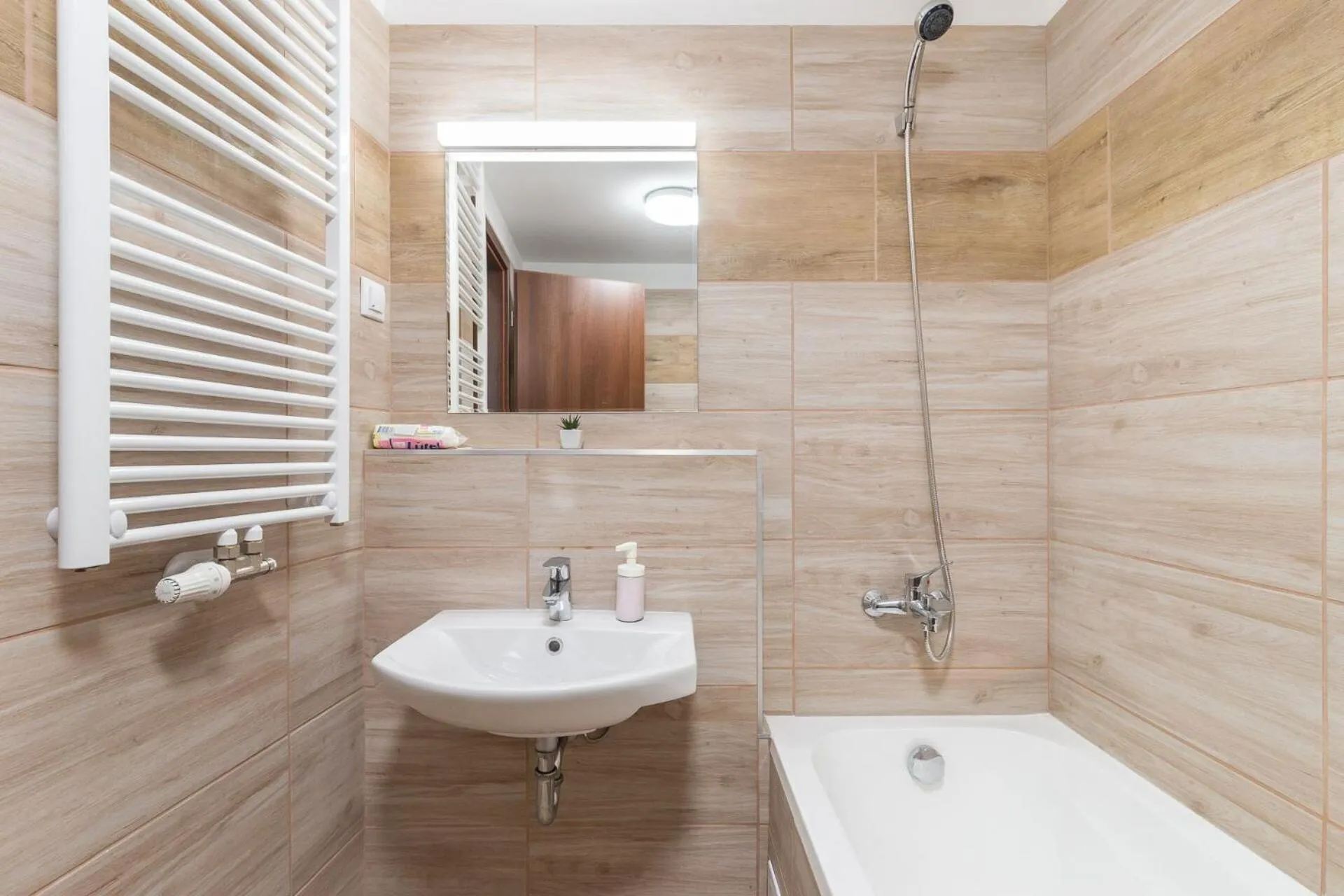 Bathroom in Corvin Residence Apartments