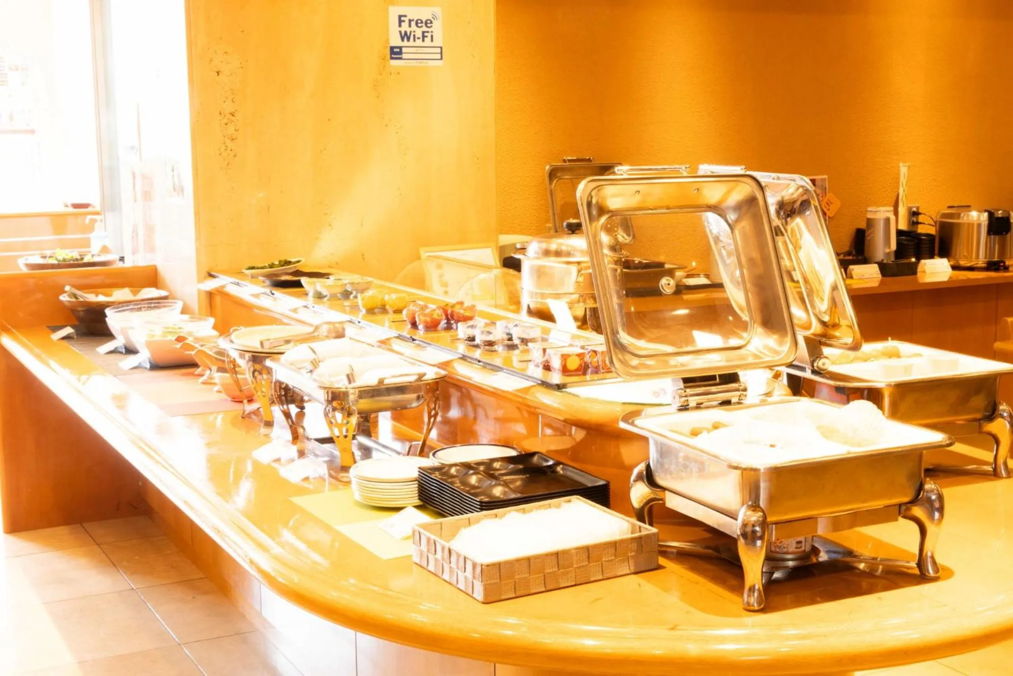 Breakfast in New Grand Hotel