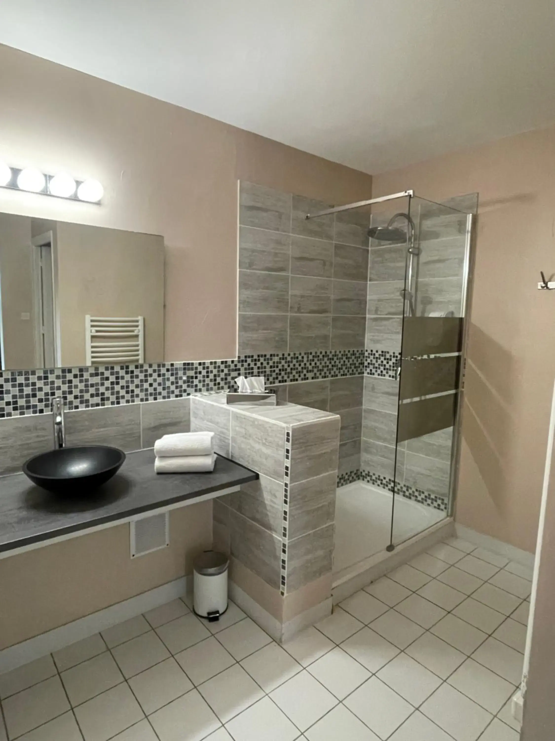 Superior Double or Twin Room - single occupancy in Domaine du Griffier Superior Double or Twin Room - single occupancy in Domaine du Griffier