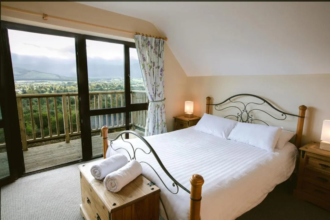 Bed in Aherlow House Hotel & Lodges
