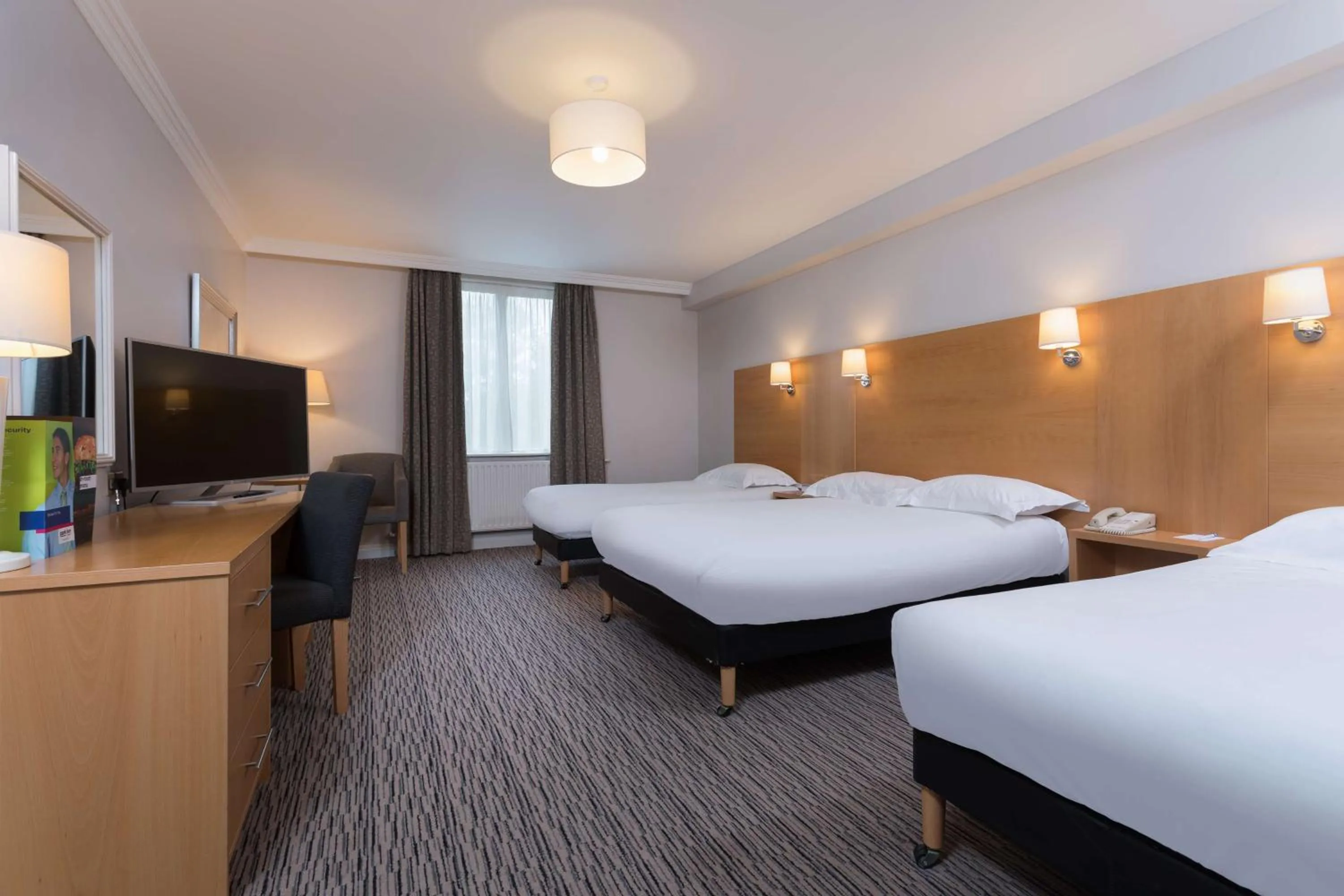 children, Bed in Park Inn by Radisson Shannon Airport