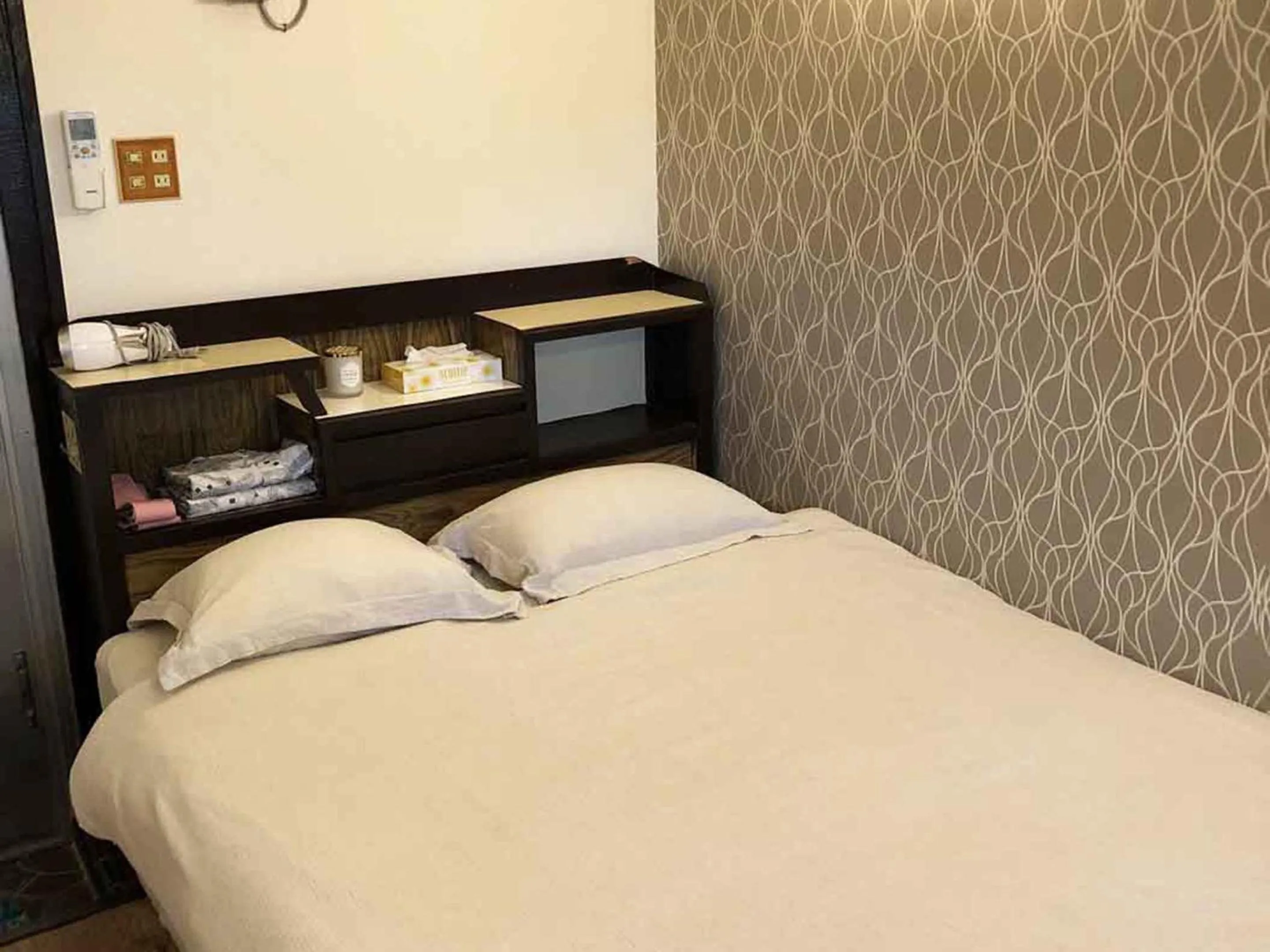 Bed in Shirahama Hotel