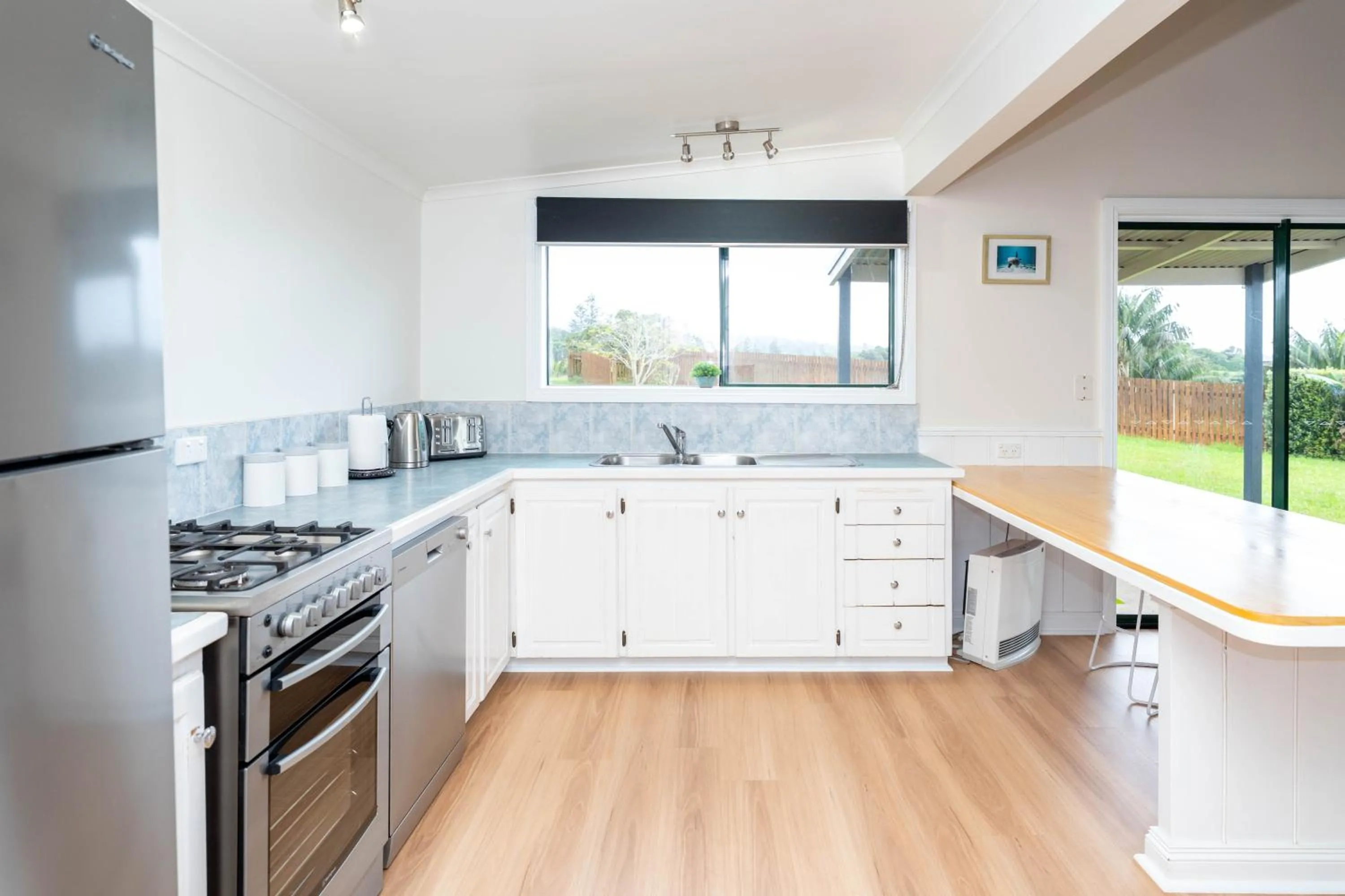 Kitchen or kitchenette in Ferny Lane House