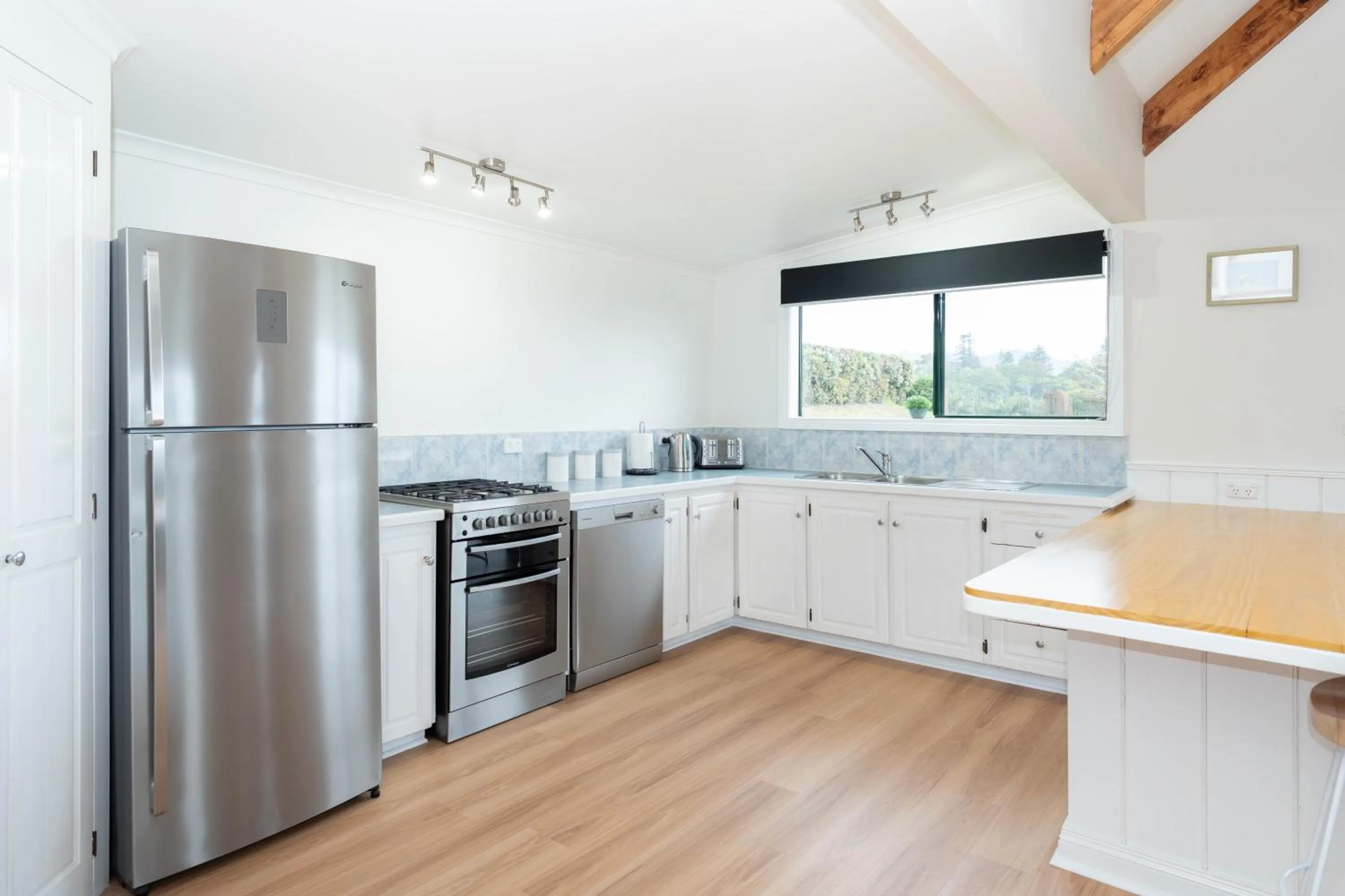 Kitchen or kitchenette in Ferny Lane House