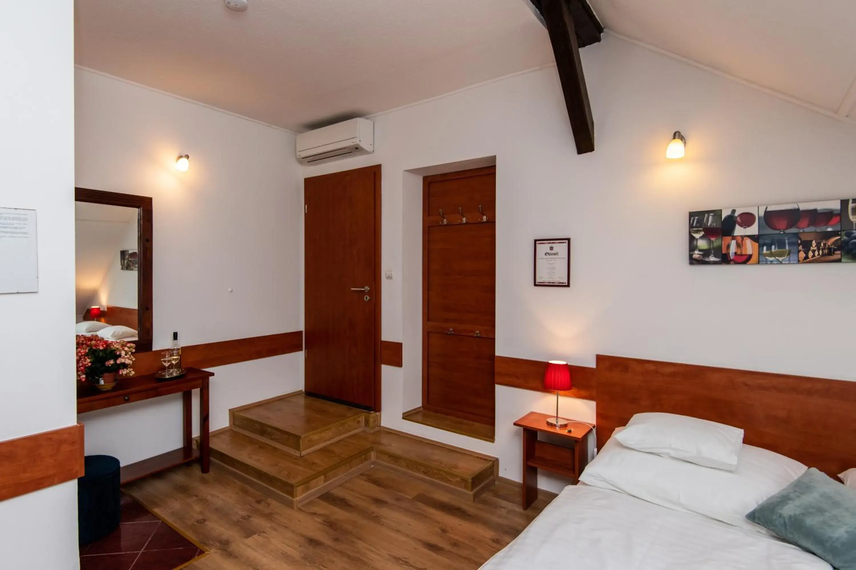 Triple Room in Fényes Vinorium Triple Room in Fényes Vinorium