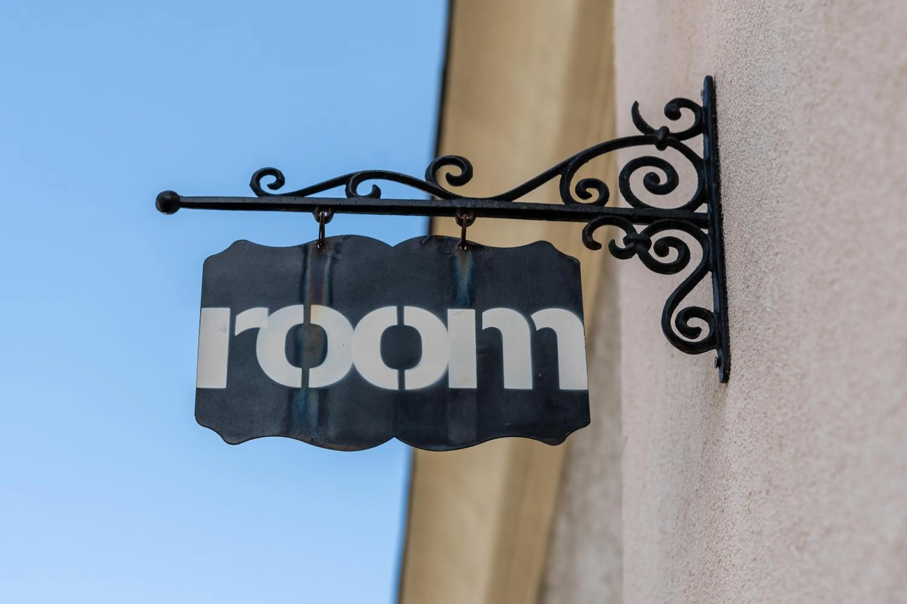 Property building in Fényes Vinorium