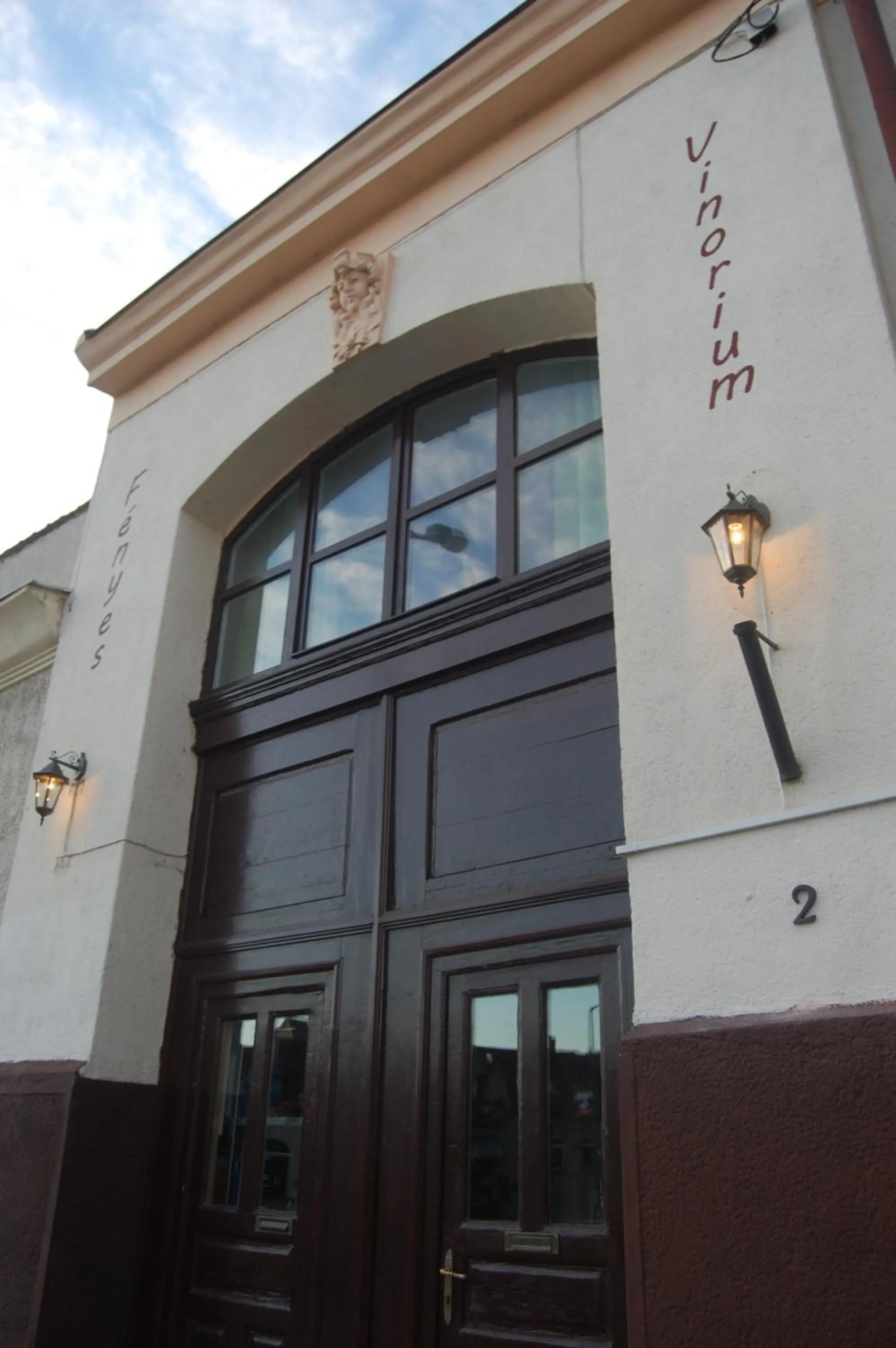 Facade/entrance in Fényes Vinorium