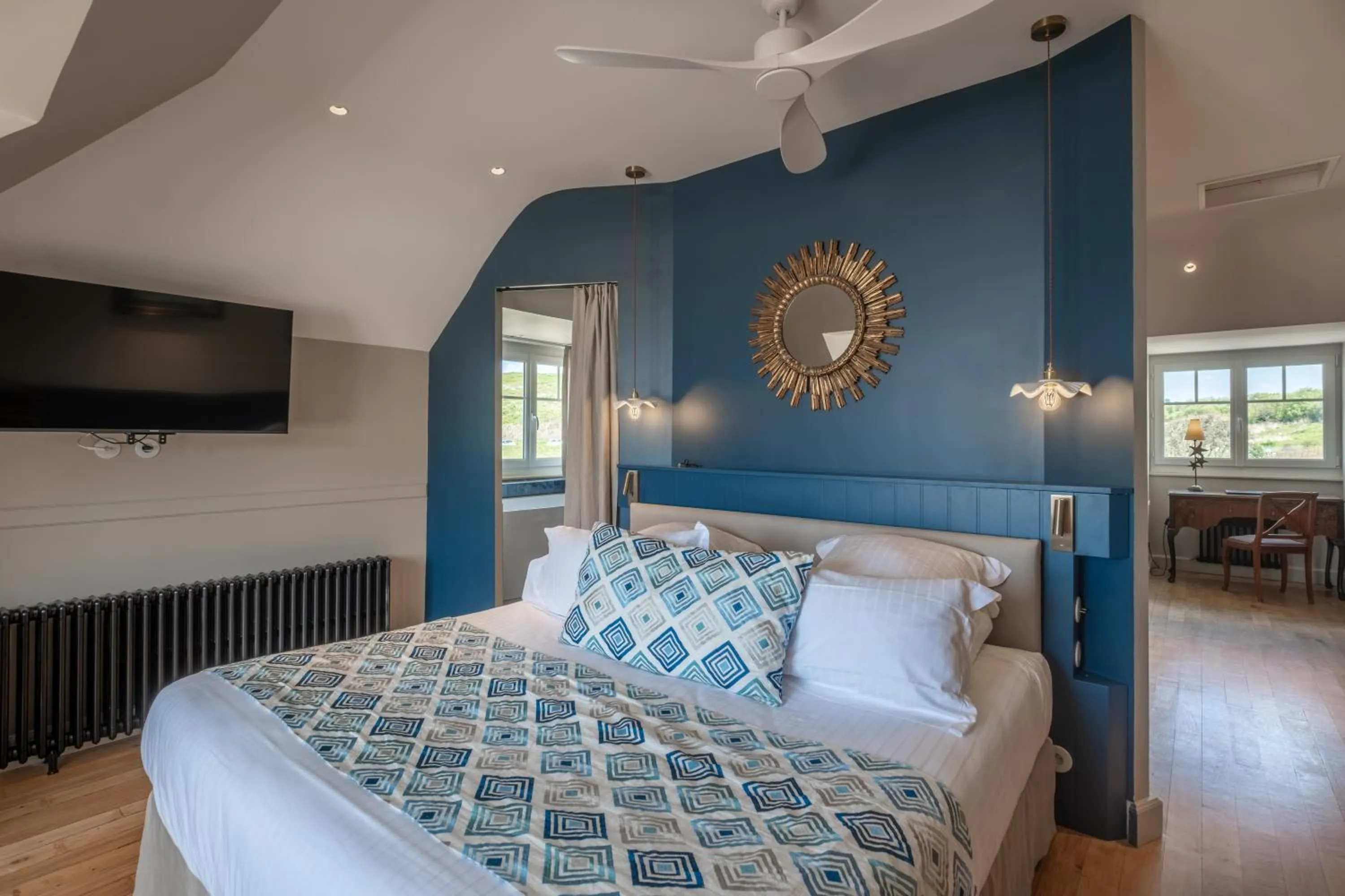 Deluxe Double Room with Sea View in Hôtel de la Plage