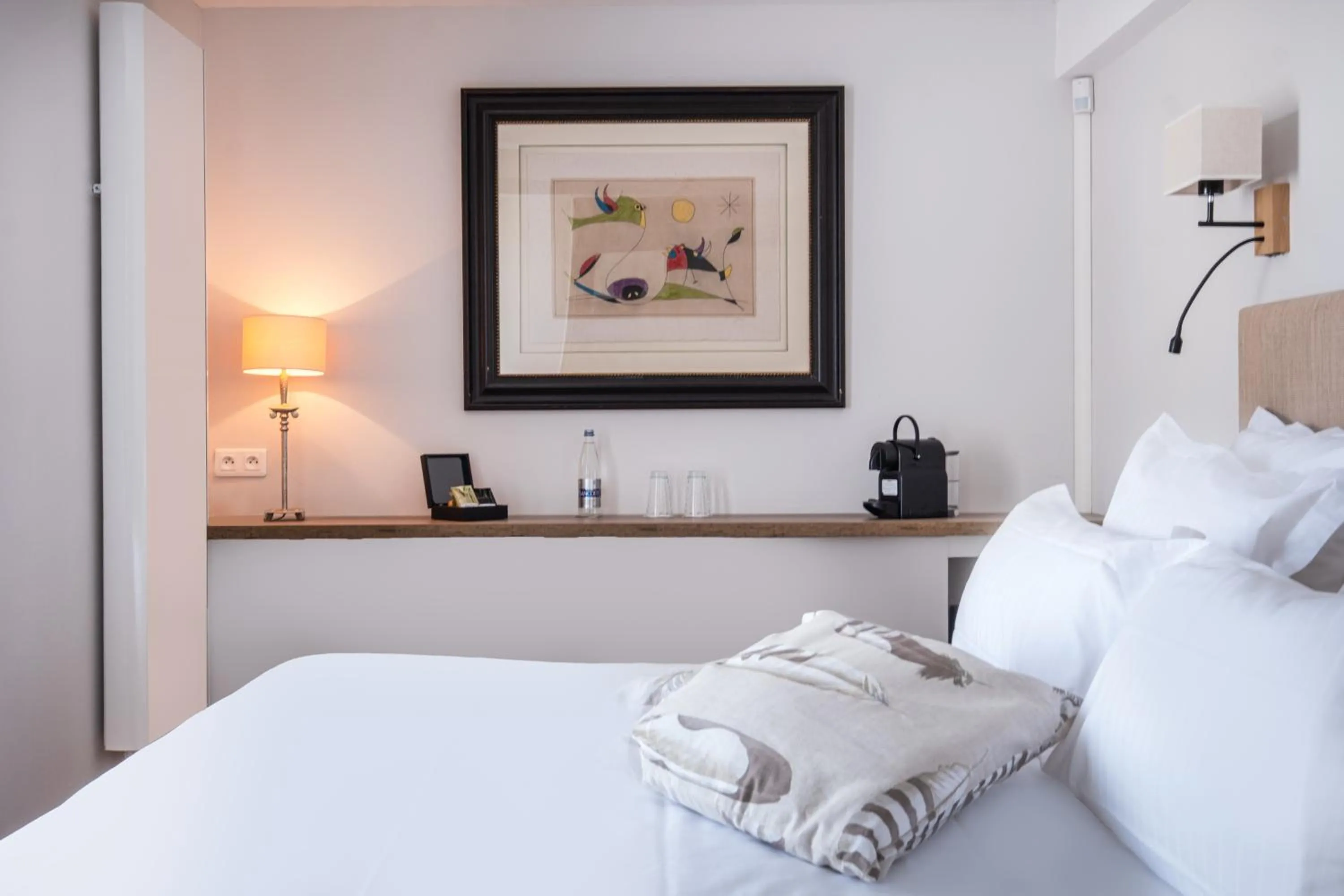 Classic Double Room with Garden View in Hôtel de la Plage