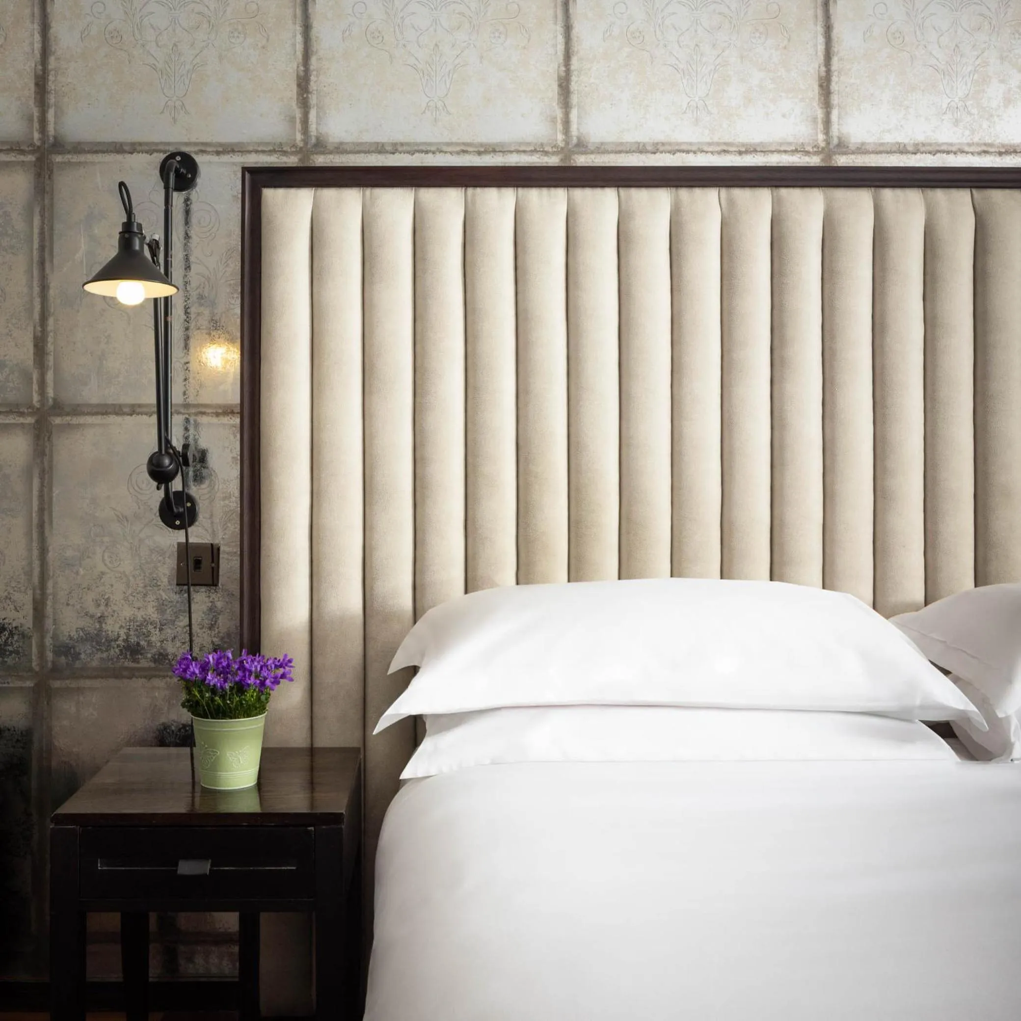 Bed in The Twelve Hotel