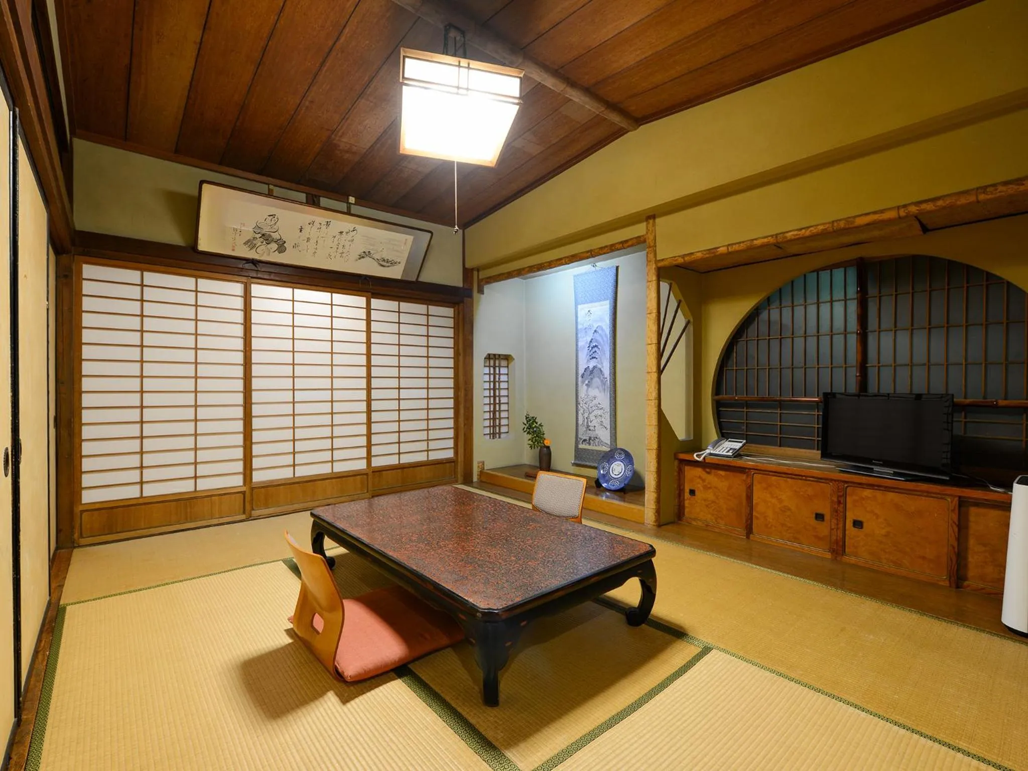 Japanese-Style Quadruple Room in Shokinkan