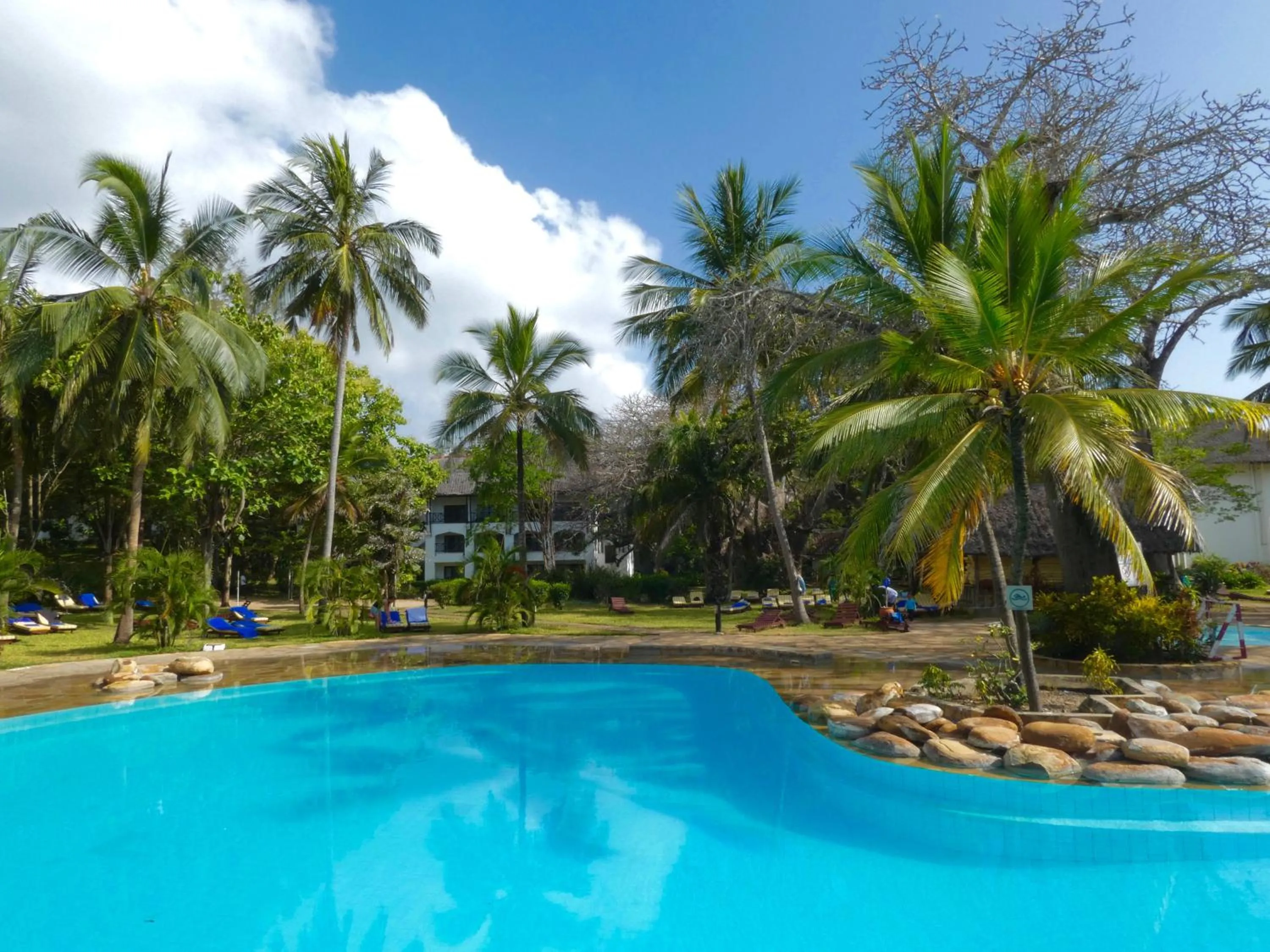Swimming pool in Papillon Lagoon Reef Hotel