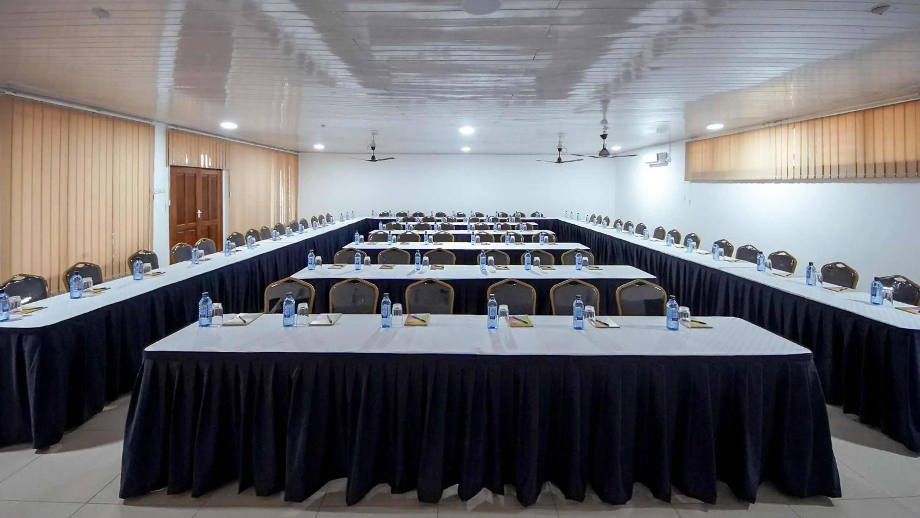 Meeting/conference room in Papillon Lagoon Reef Hotel