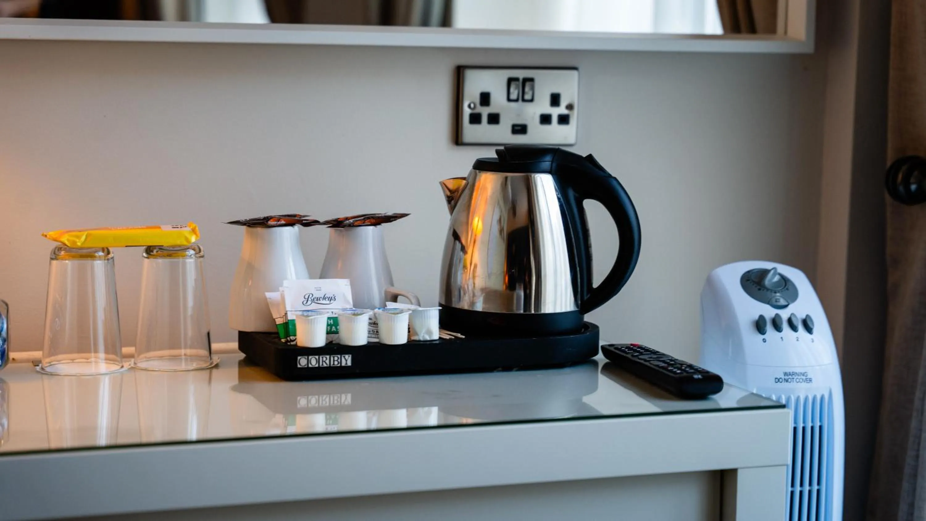 Coffee/tea facilities in Hotel St George by Nina