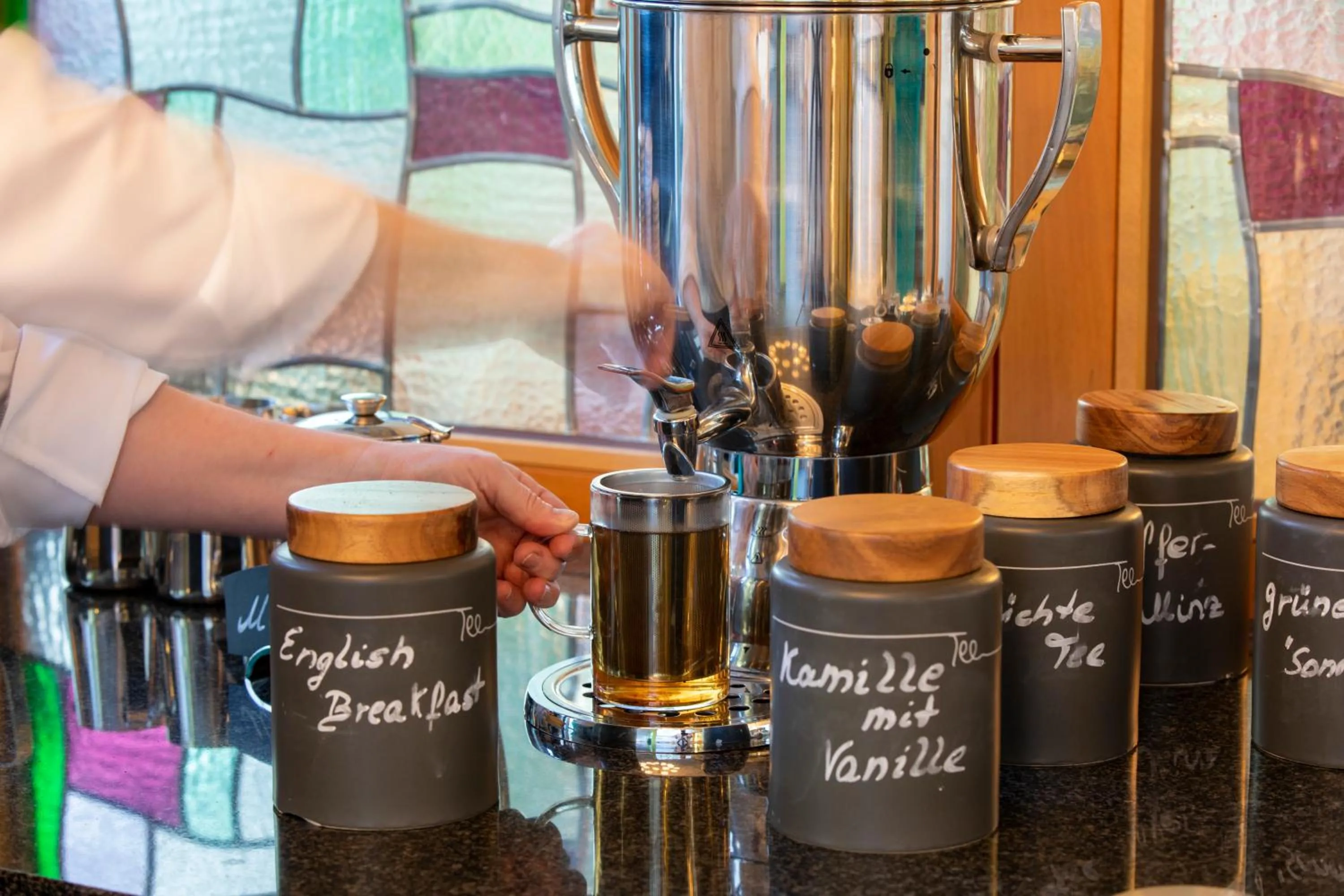 Restaurant/places to eat in Seehotel Grunewald