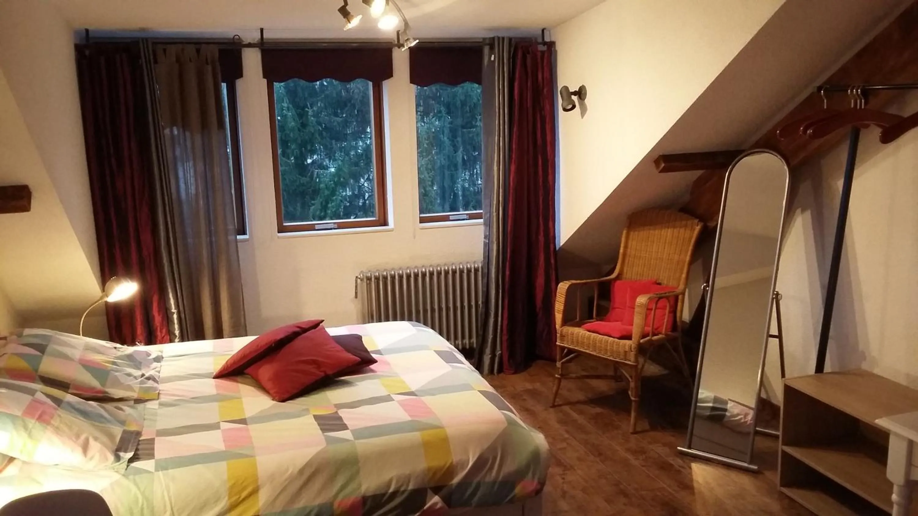 Bedroom, Bed in Les Chambres de l'Ile