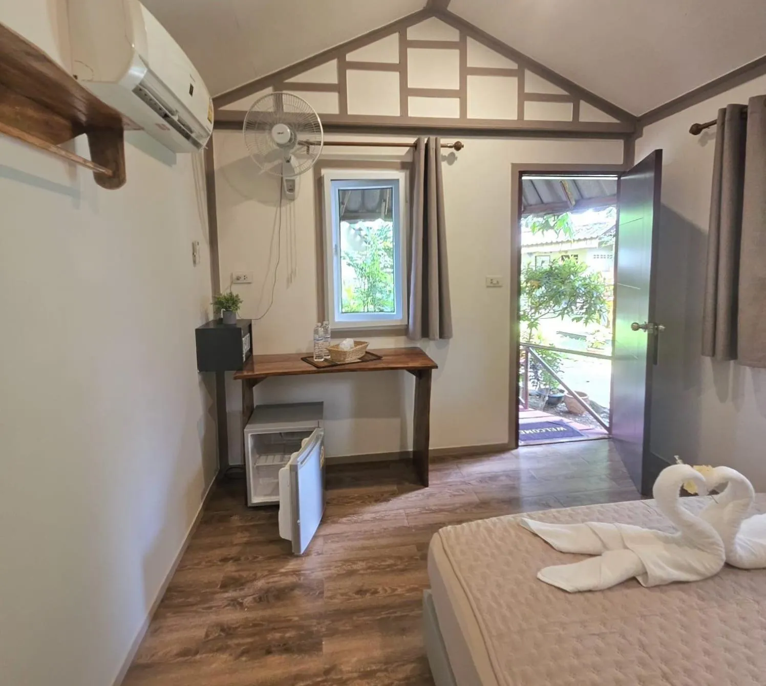 Bed in Jungle View Resort