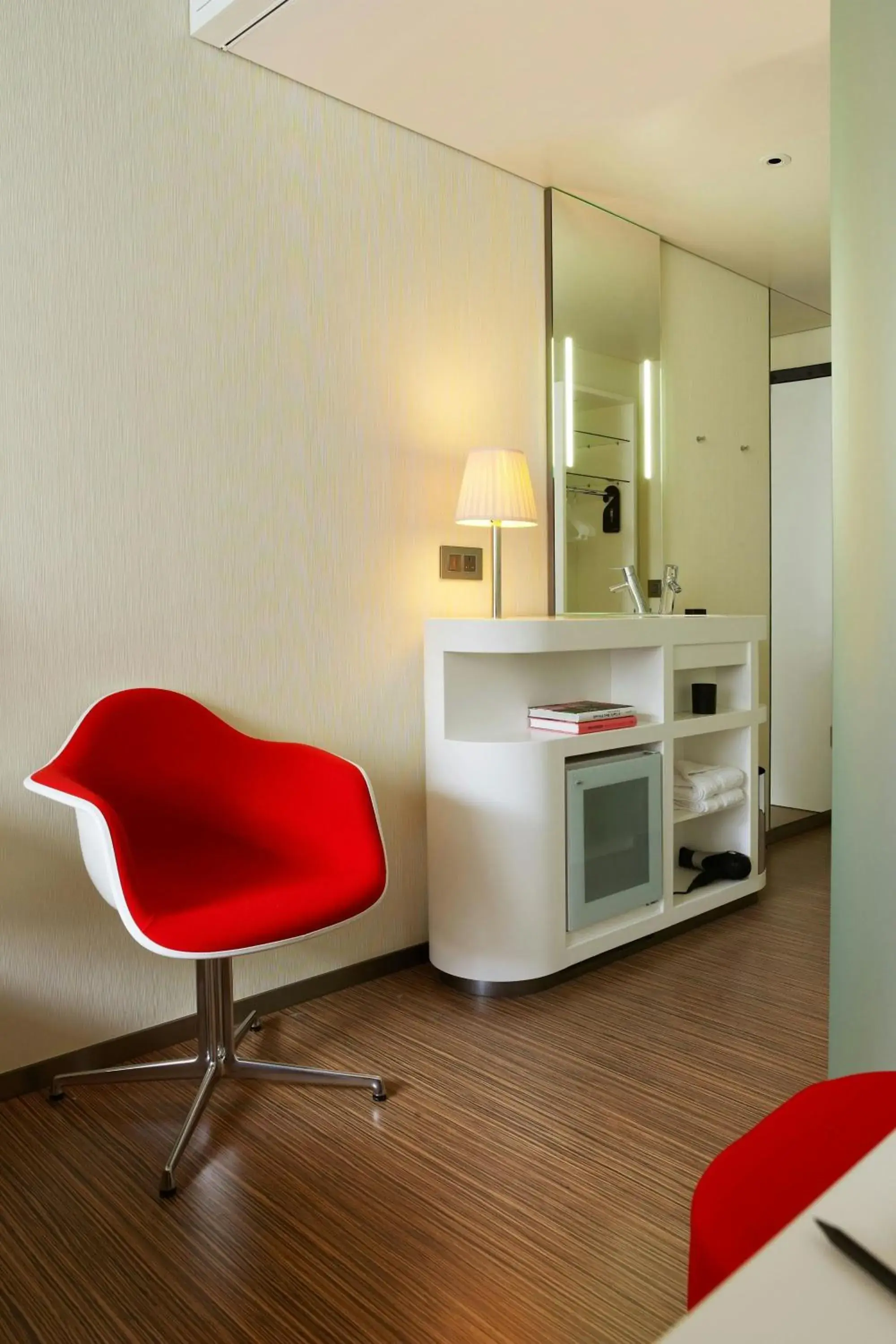 Bedroom in citizenM London Bankside Bedroom in citizenM London Bankside