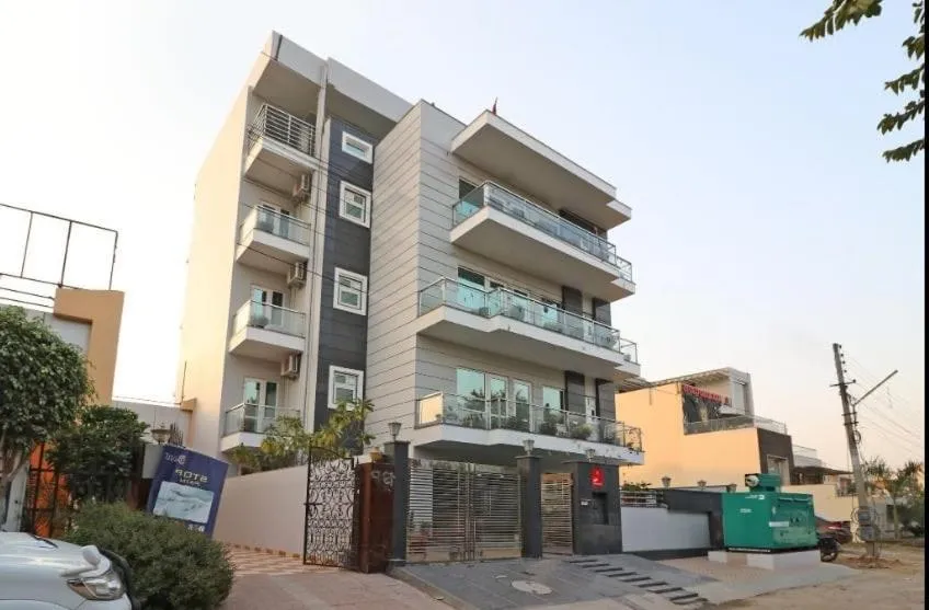 Facade/entrance in Super Hotel O V R Residency Near Sri Amruth Chithra Mandira