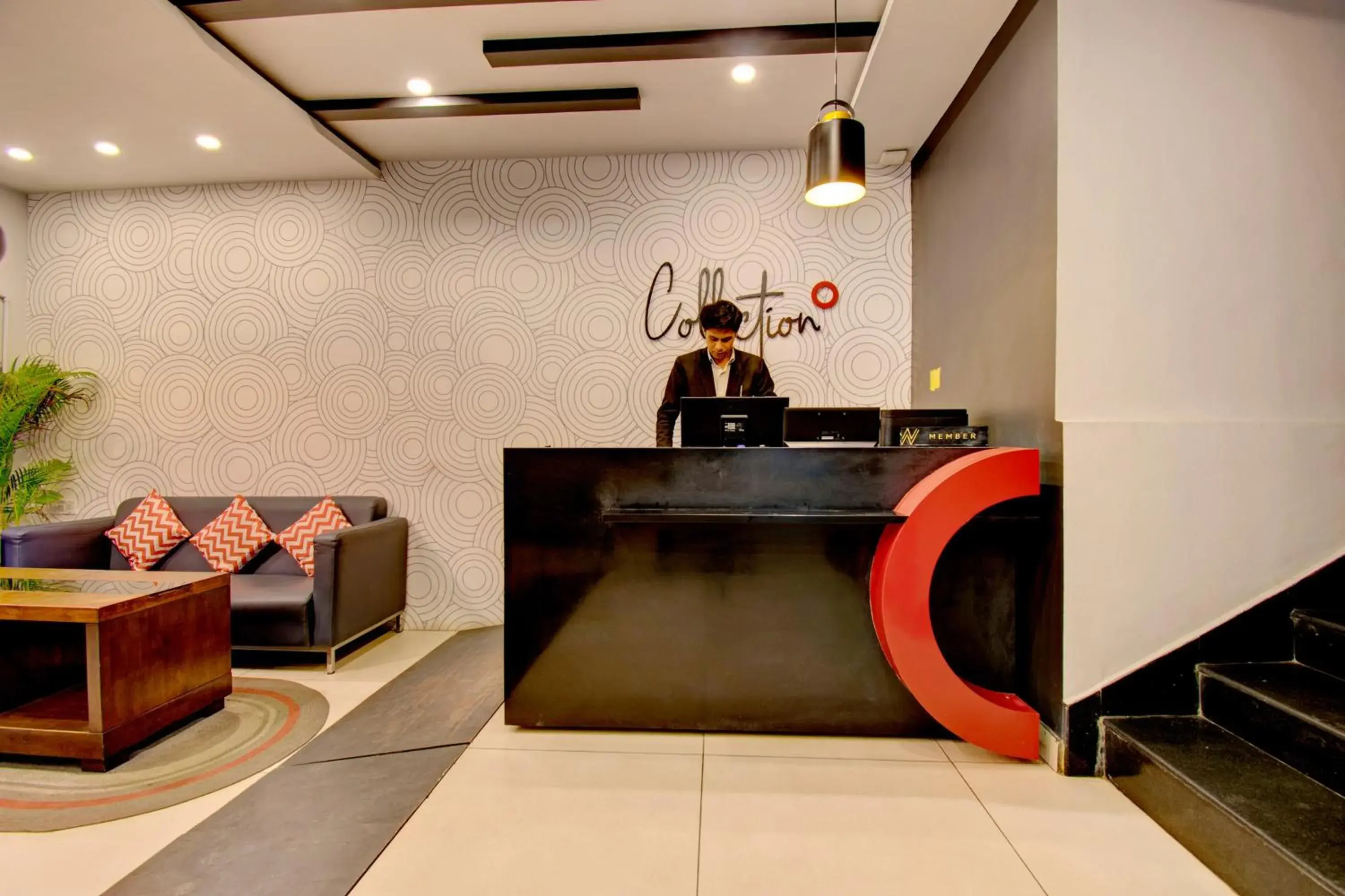 Lobby or reception in Super Townhouse Ulsoor Lobby or reception in Super Townhouse Ulsoor