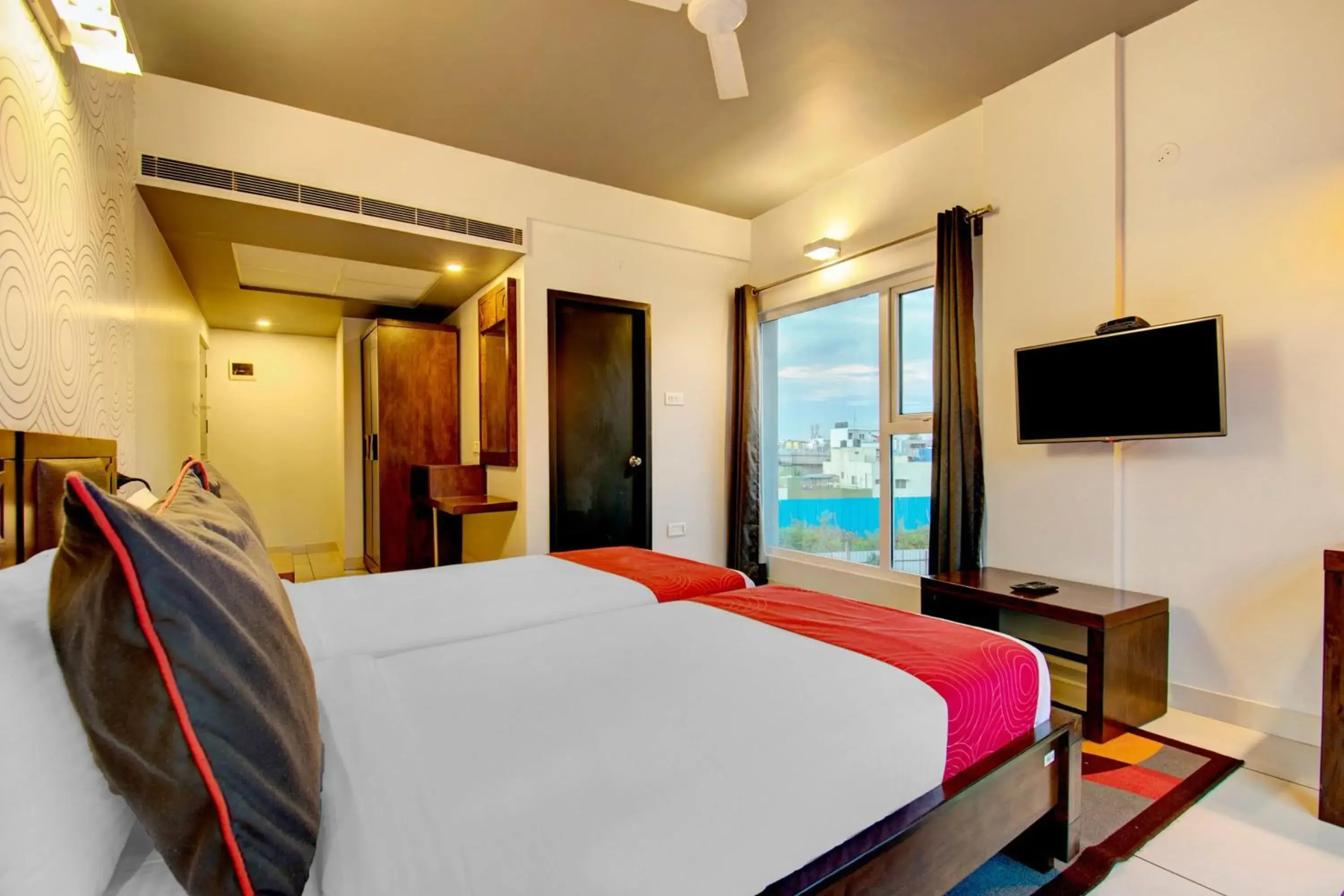 Bedroom, Bed in Super Townhouse Ulsoor Bedroom, Bed in Super Townhouse Ulsoor