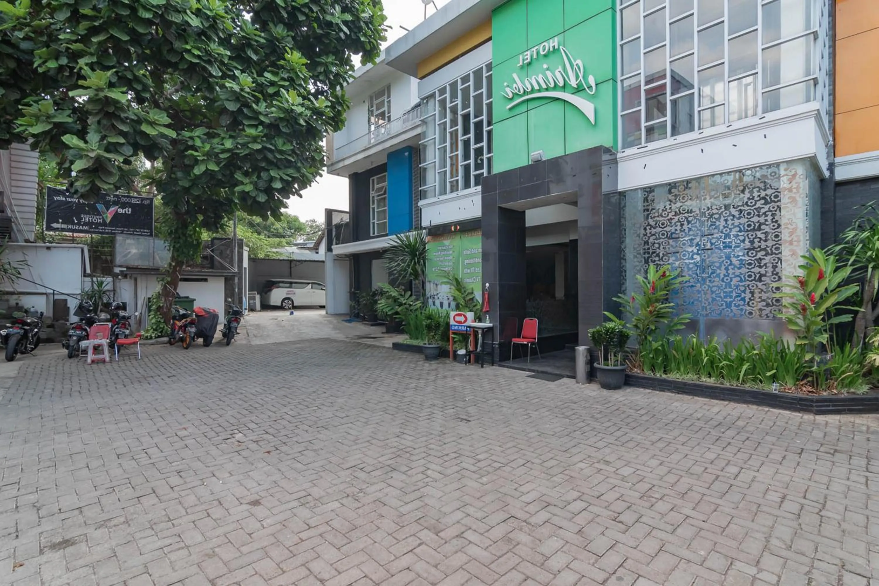 RedDoorz At Hotel Arimbi Dewi Sartika Baru