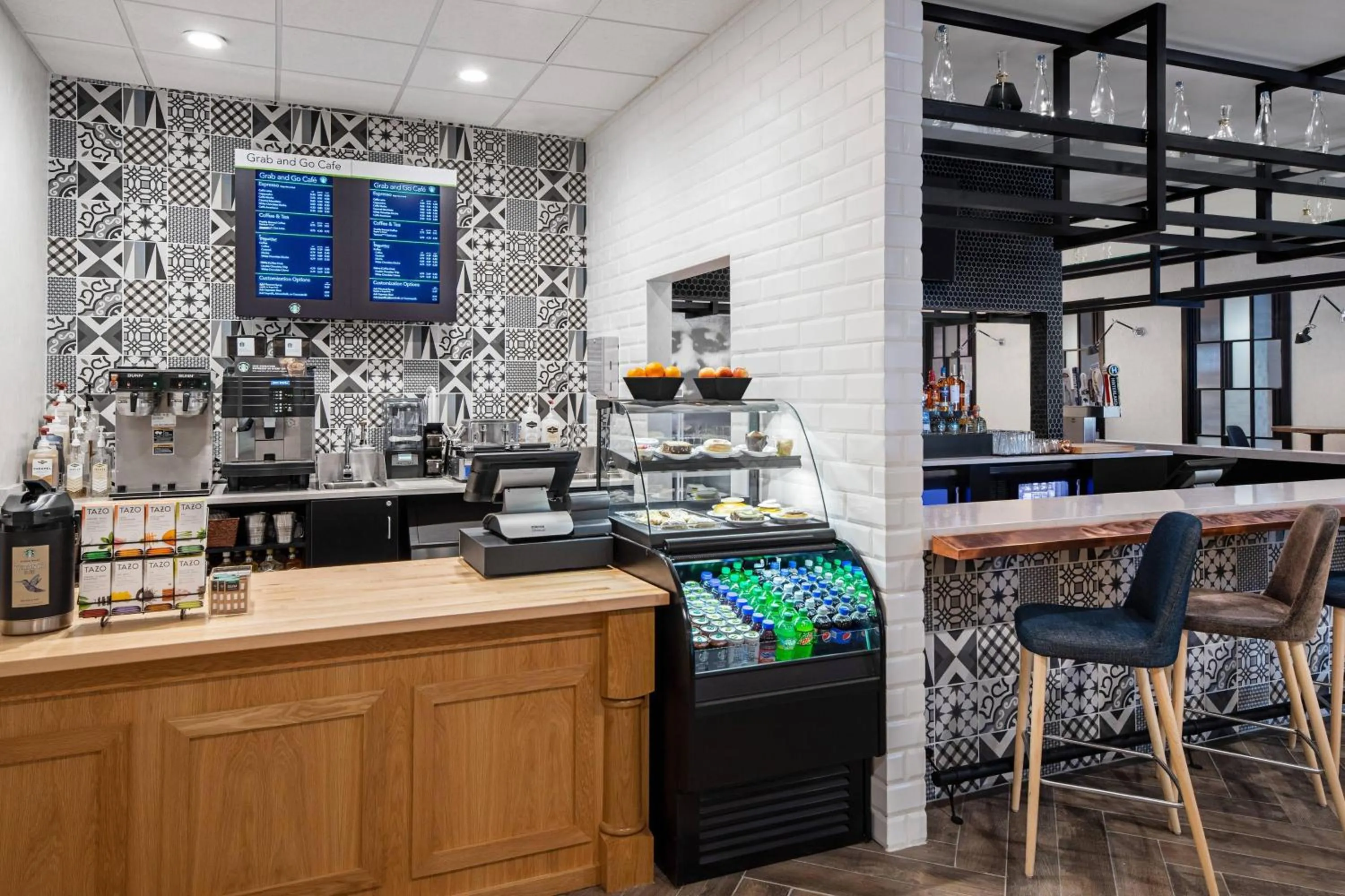 Restaurant/places to eat in Delta Hotels by Marriott Green Bay