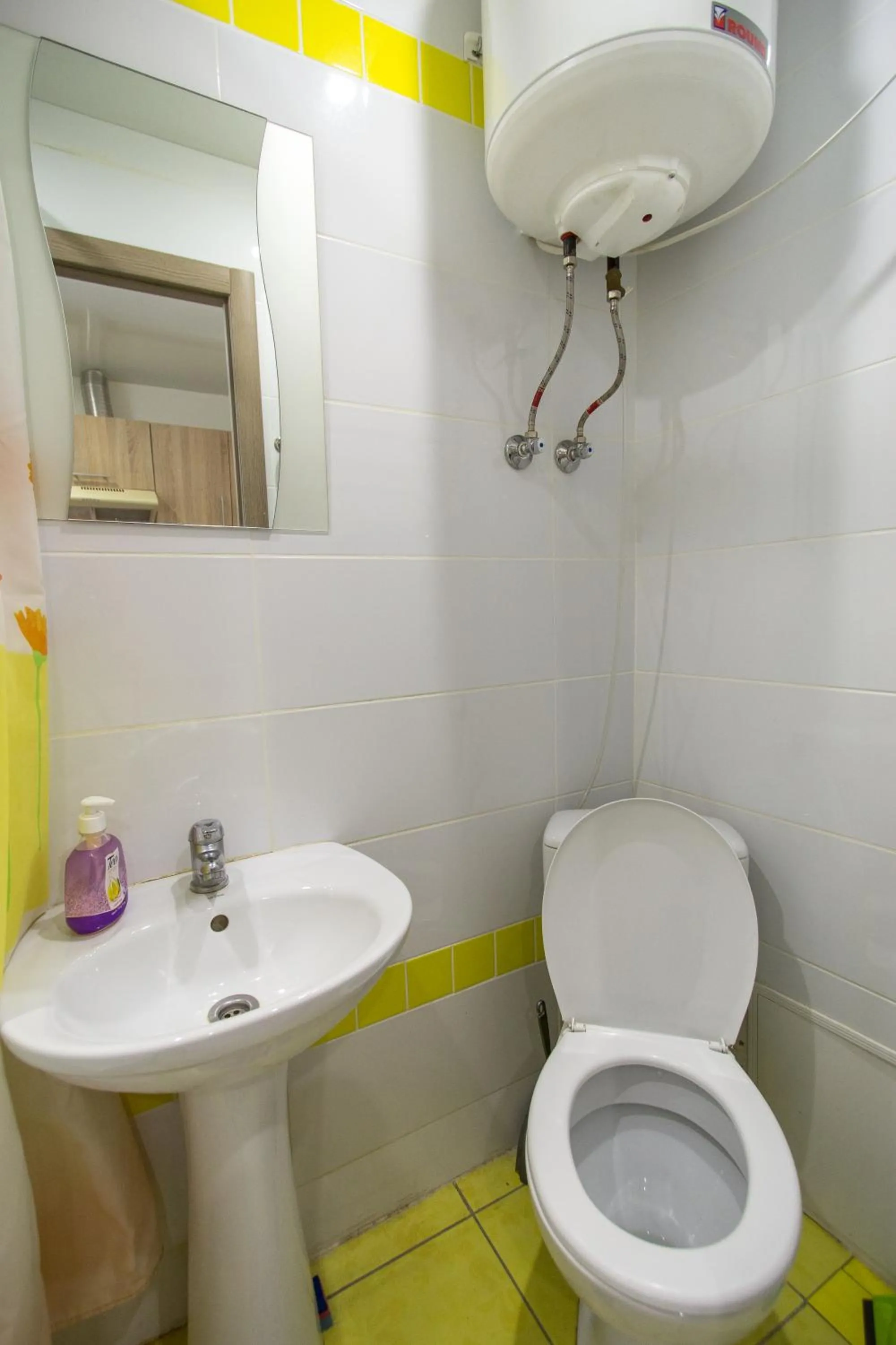 Apartment on Nauki Avenue