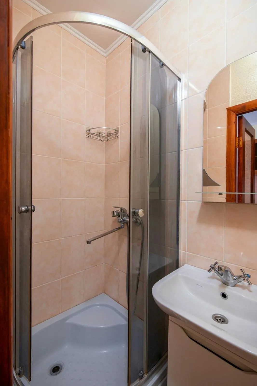 Apartment on Nauki Avenue