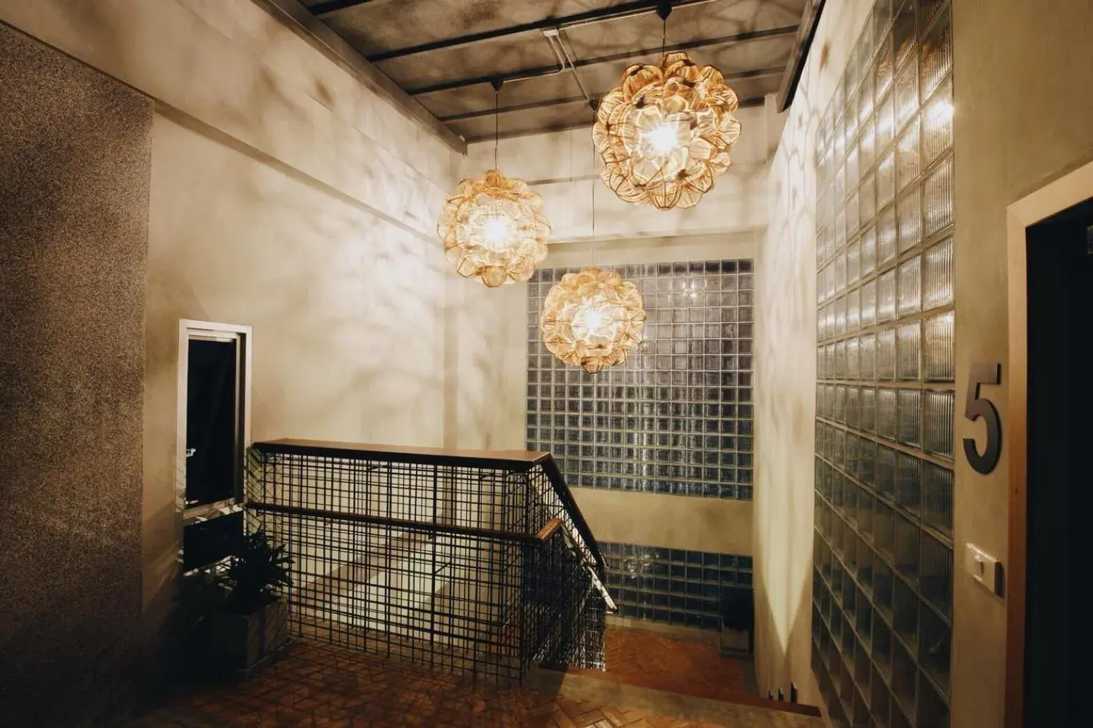 Property building in Laekhon Nonbai Property building in Laekhon Nonbai