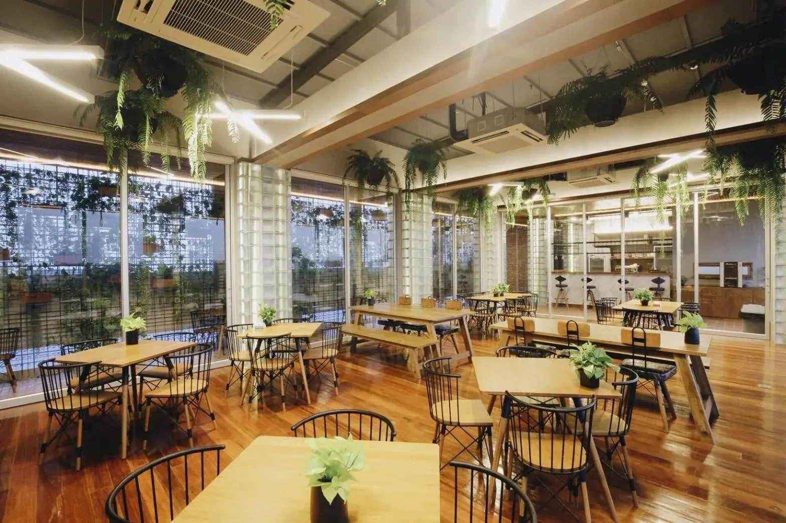 Property building in Laekhon Nonbai Property building in Laekhon Nonbai