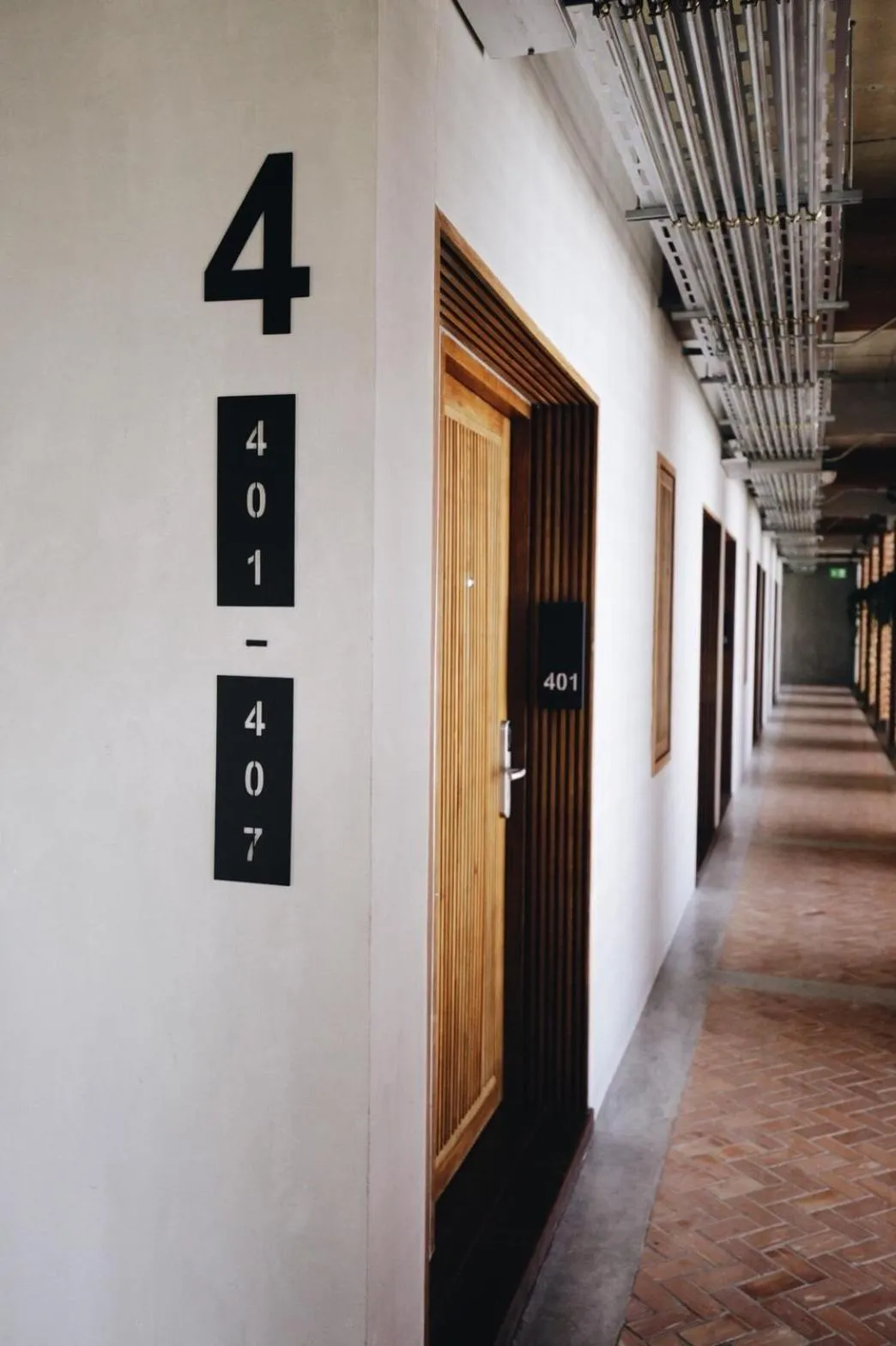 Property building in Laekhon Nonbai