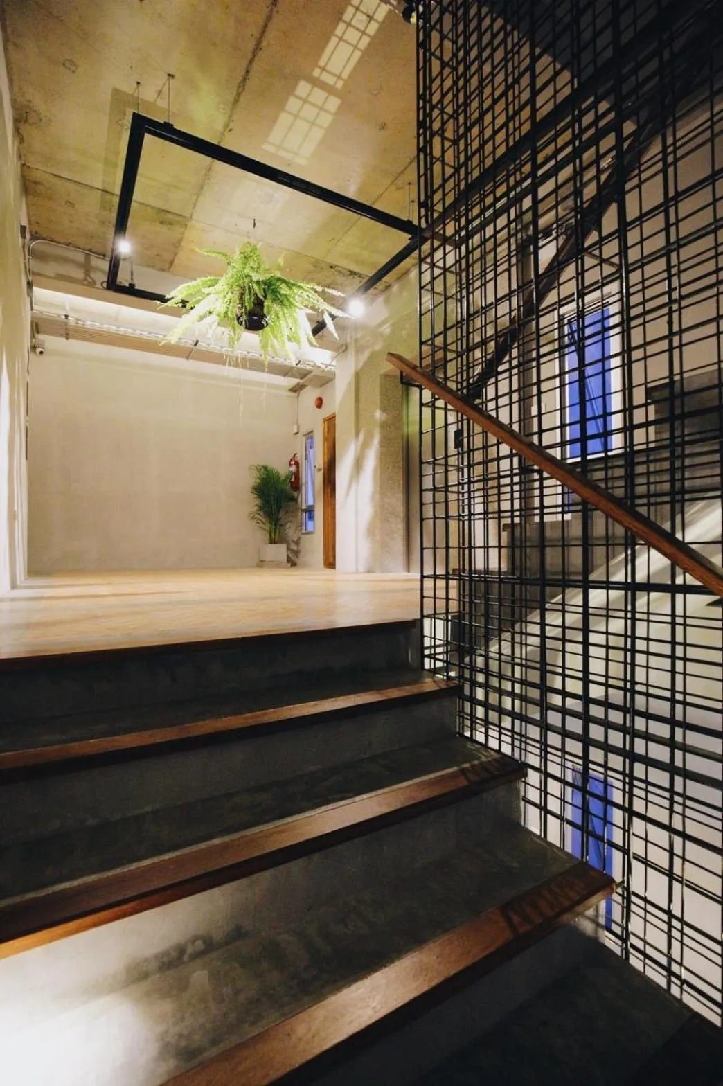 Property building in Laekhon Nonbai