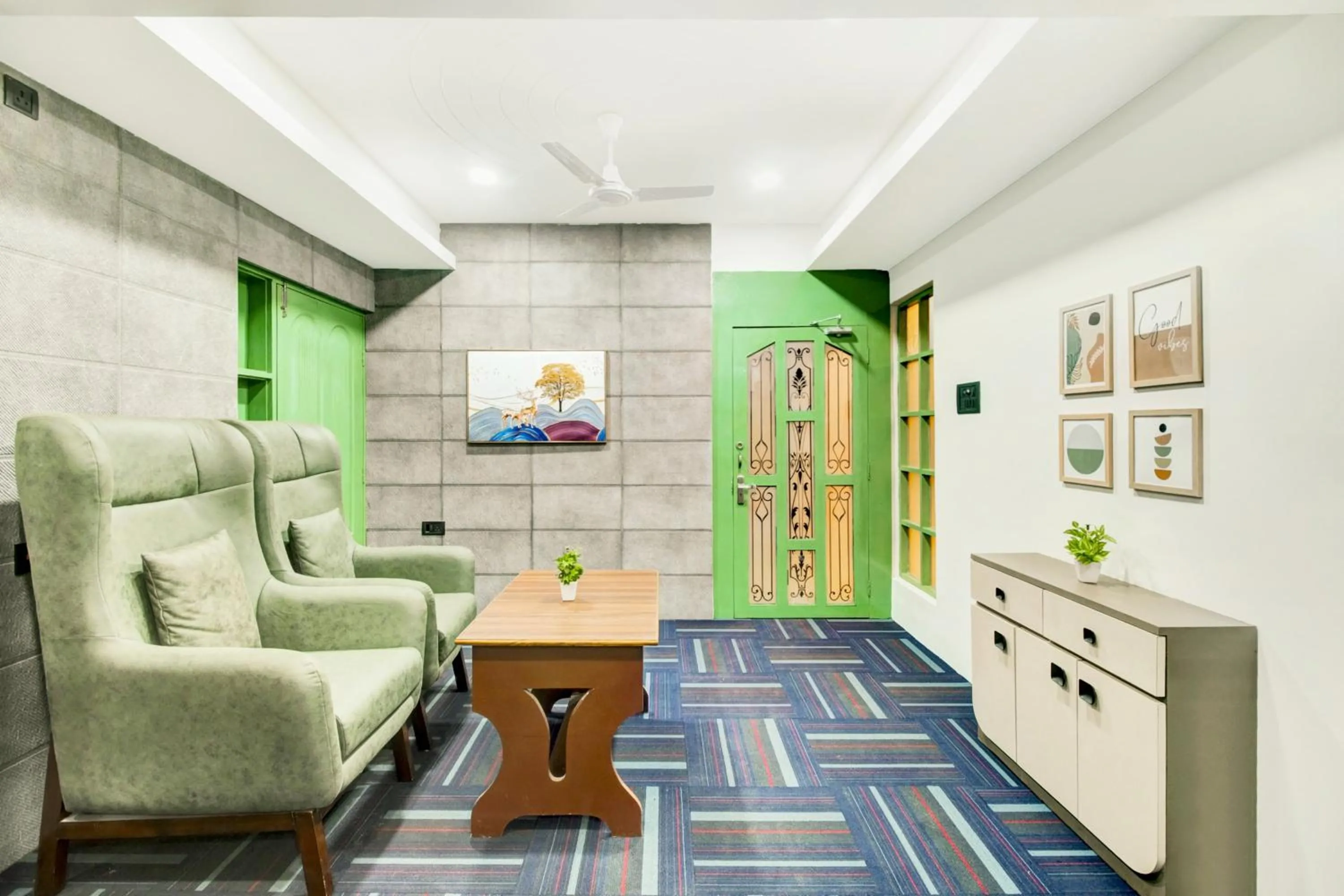 Lobby or reception in Townhouse Hatigaon Near Medicity Formerly Hotel Grand Majesty