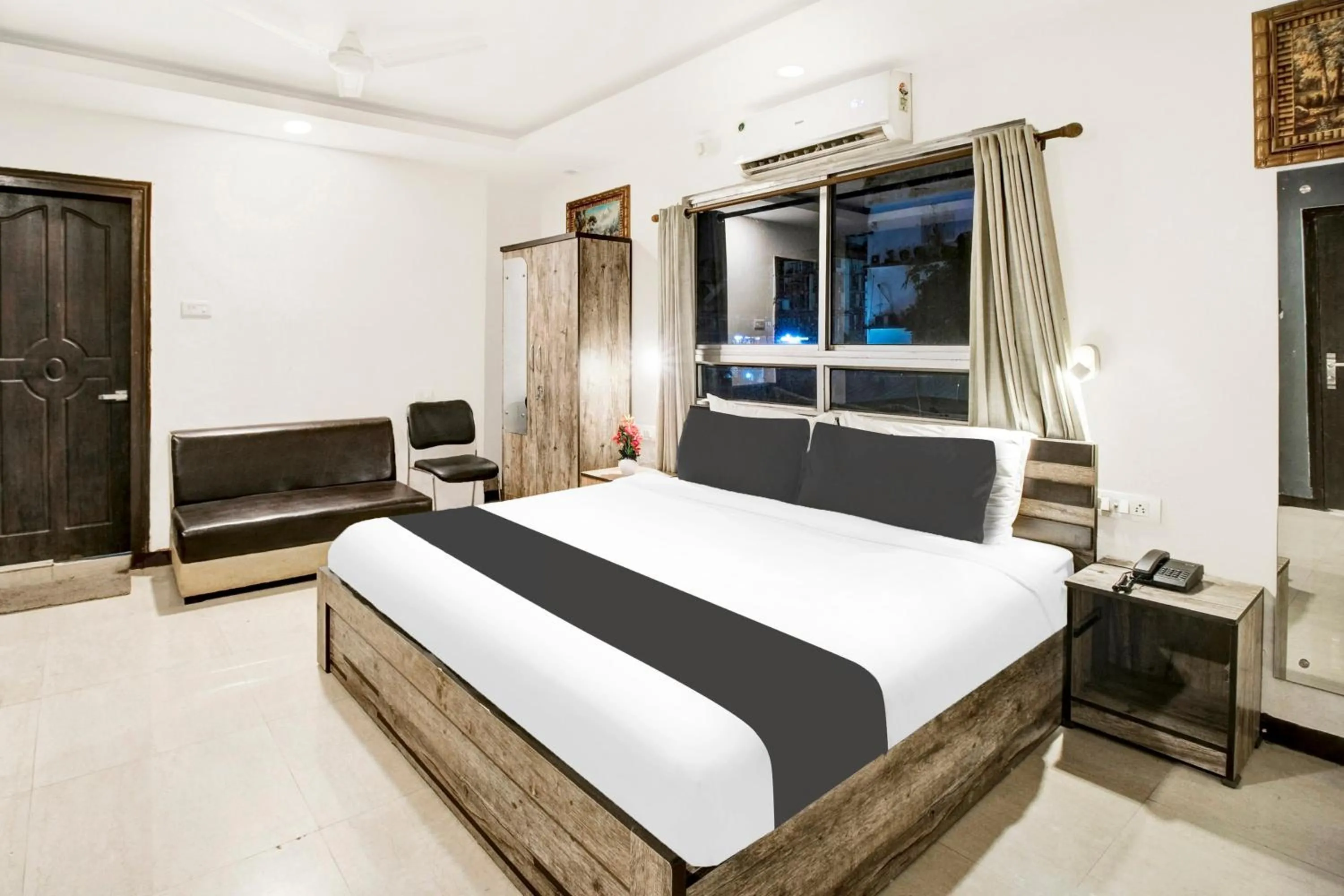 Lobby or reception, Bed in Townhouse Hatigaon Near Medicity Formerly Hotel Grand Majesty