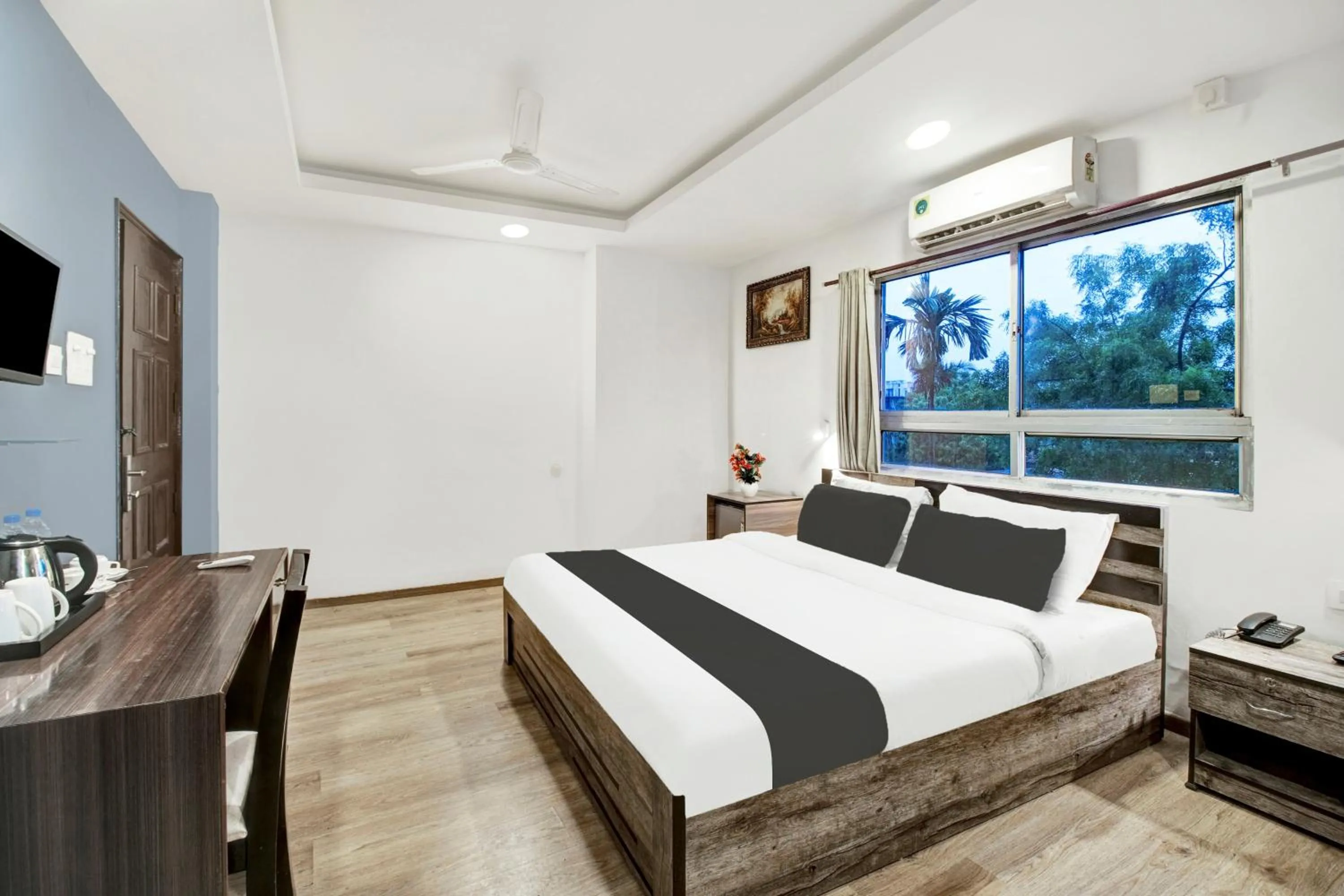 Bedroom, Bed in Townhouse Hatigaon Near Medicity Formerly Hotel Grand Majesty