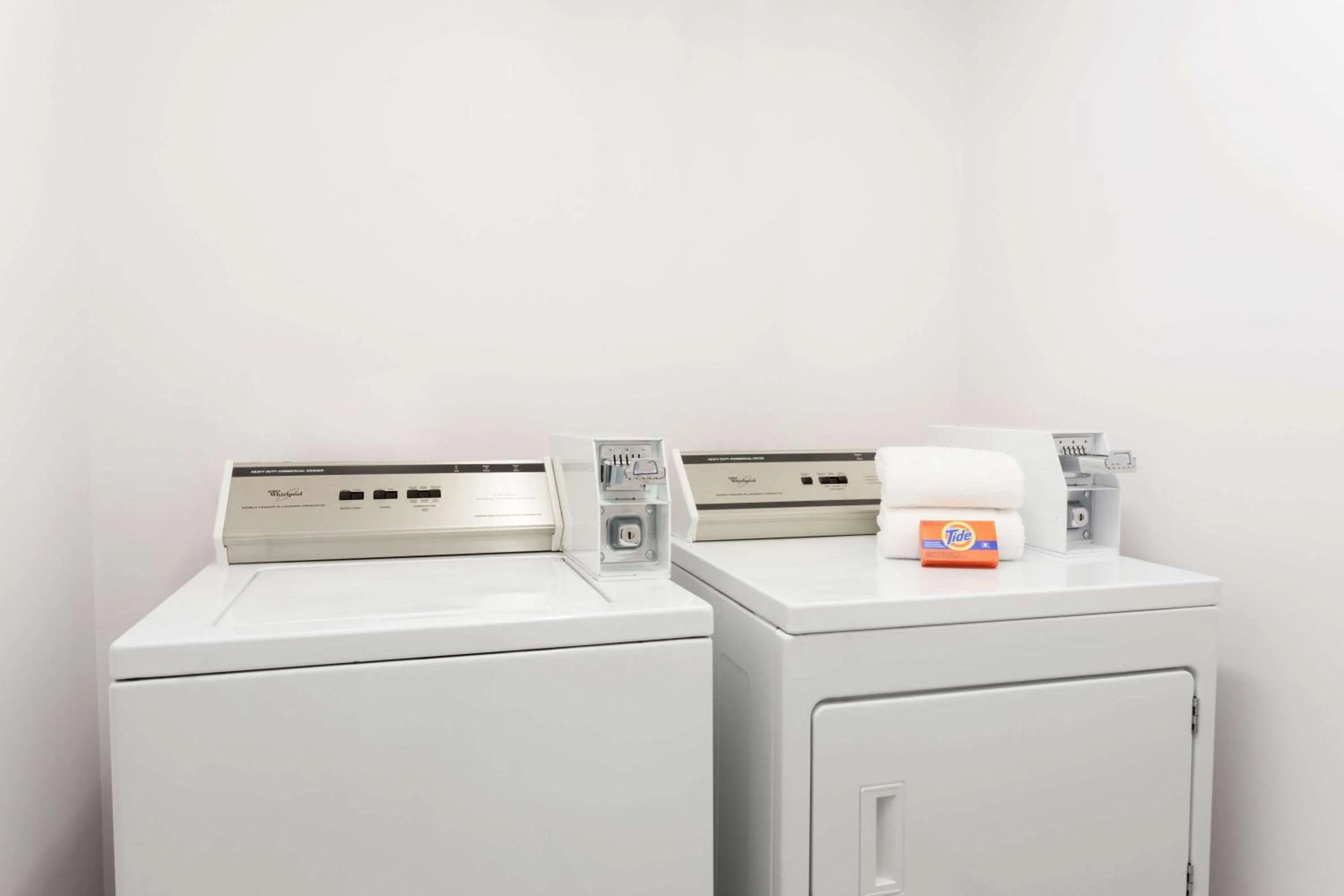 On site in Super 8 by Wyndham Lake Country/Winfield Area