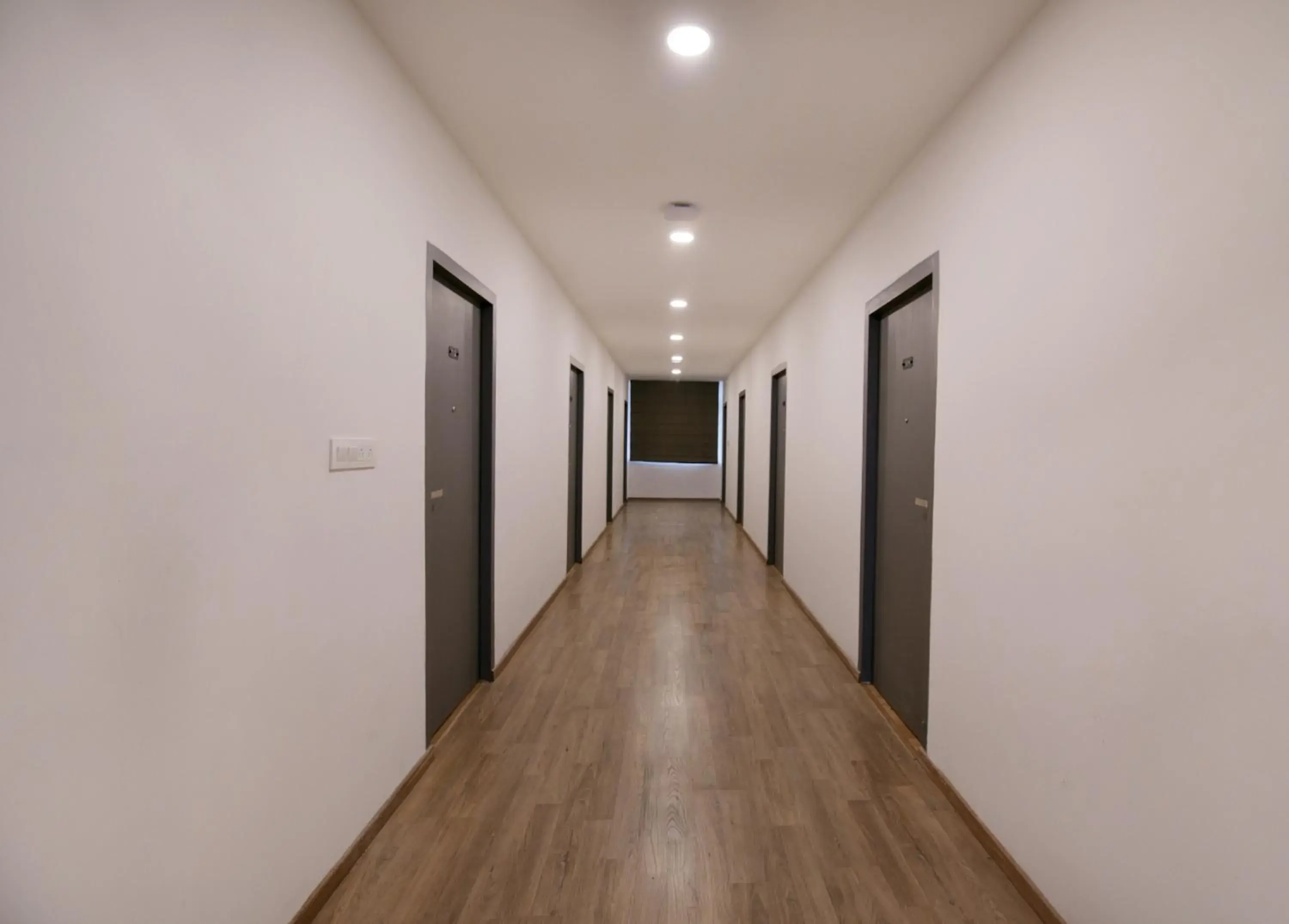 Lobby or reception in Super Townhouse Function Inn Near Chaudhary Charan Singh International Airport Lobby or reception in Super Townhouse Function Inn Near Chaudhary Charan Singh International Airport