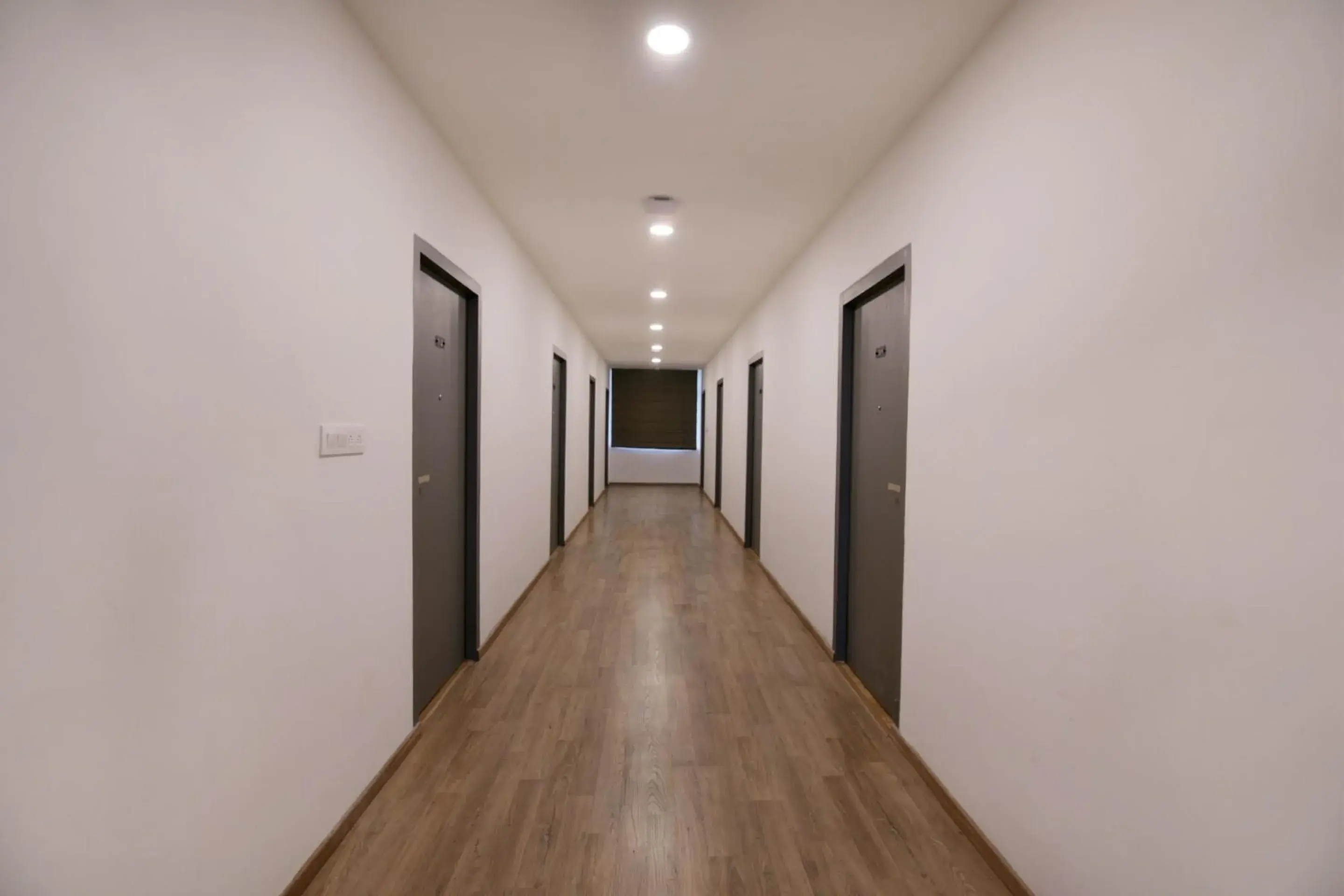 Lobby or reception in Super Townhouse Function Inn Near Chaudhary Charan Singh International Airport Lobby or reception in Super Townhouse Function Inn Near Chaudhary Charan Singh International Airport