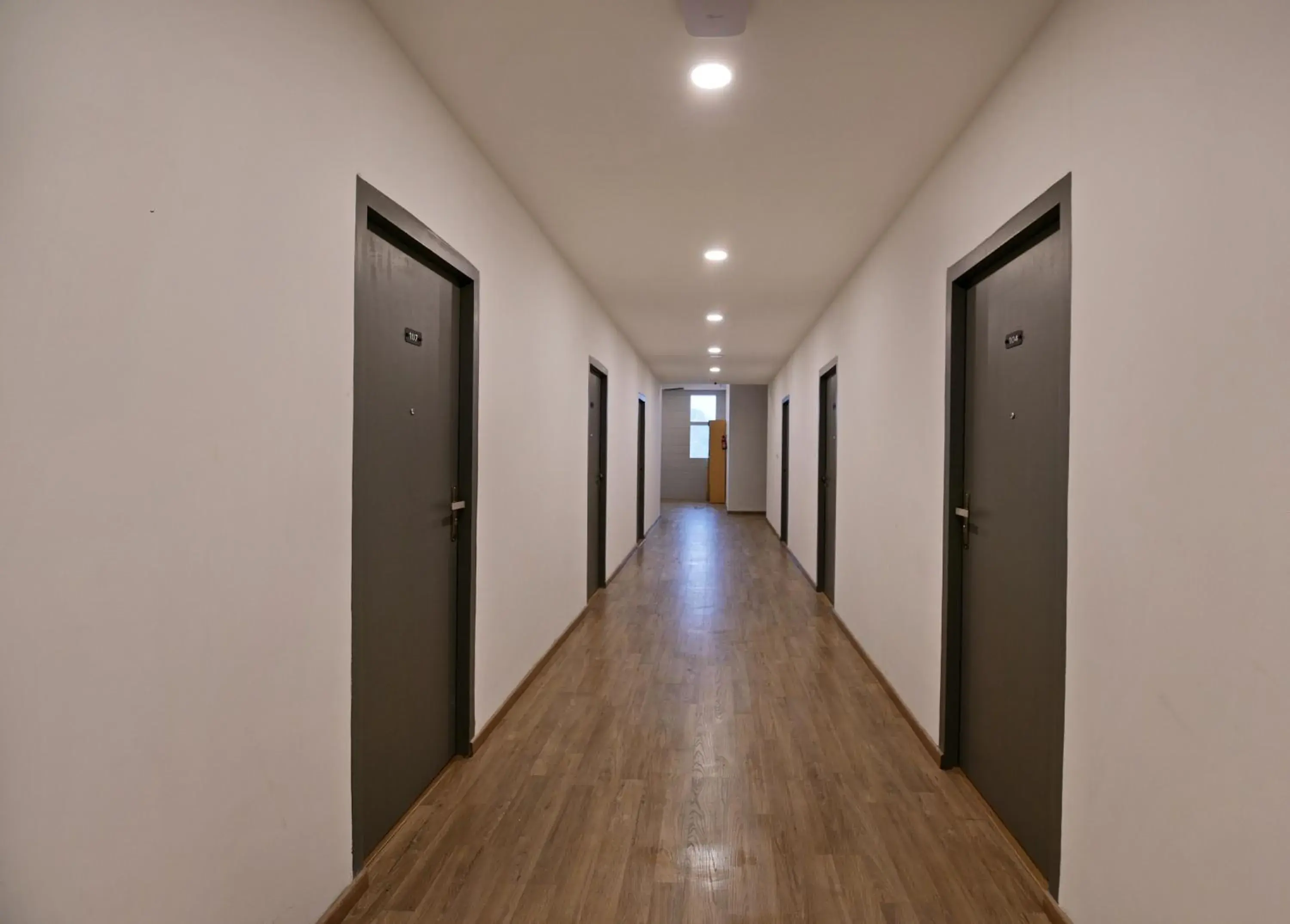 Lobby or reception in Super Townhouse Function Inn Near Chaudhary Charan Singh International Airport Lobby or reception in Super Townhouse Function Inn Near Chaudhary Charan Singh International Airport